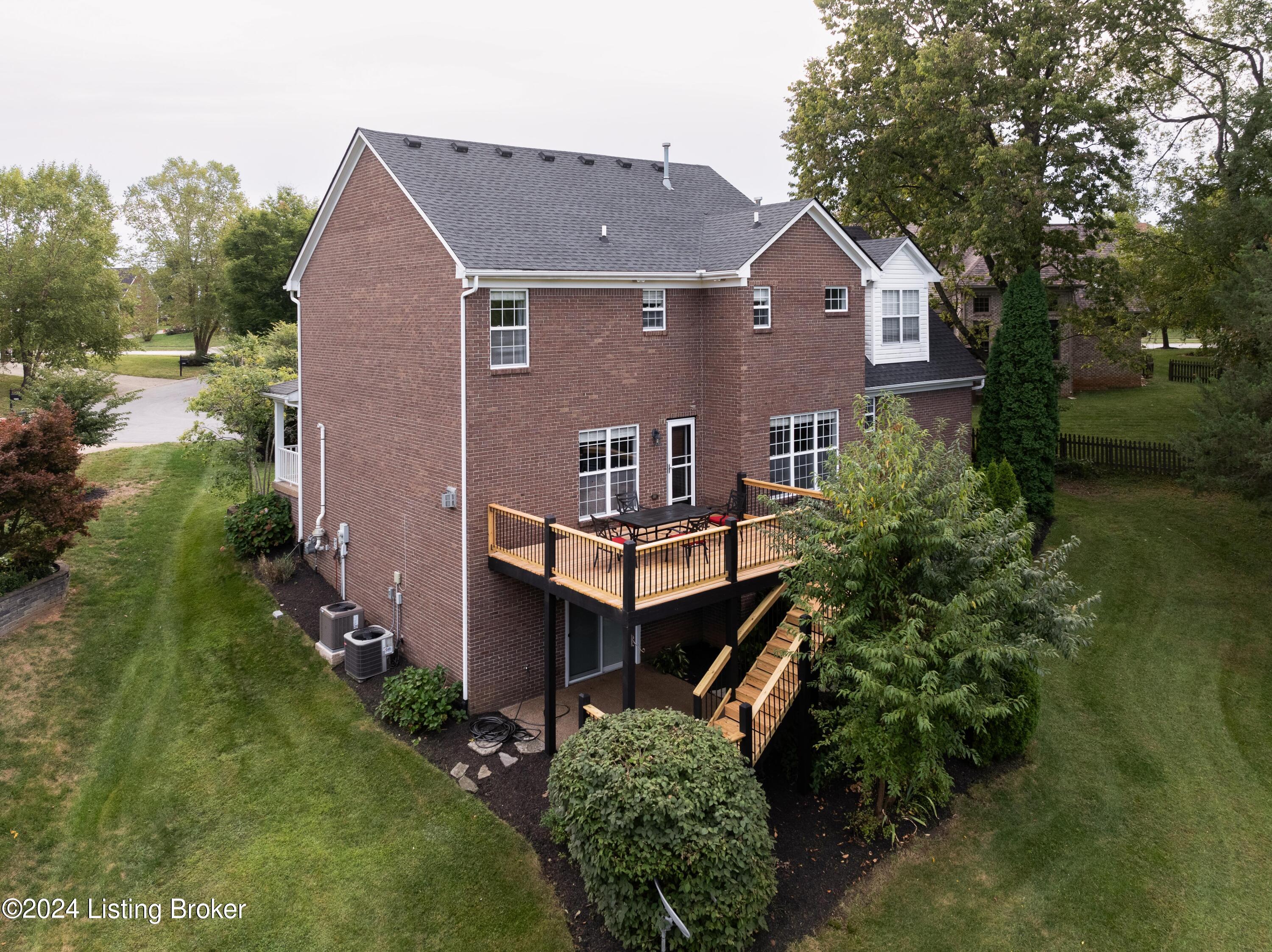 12929 Willow Forest Dr