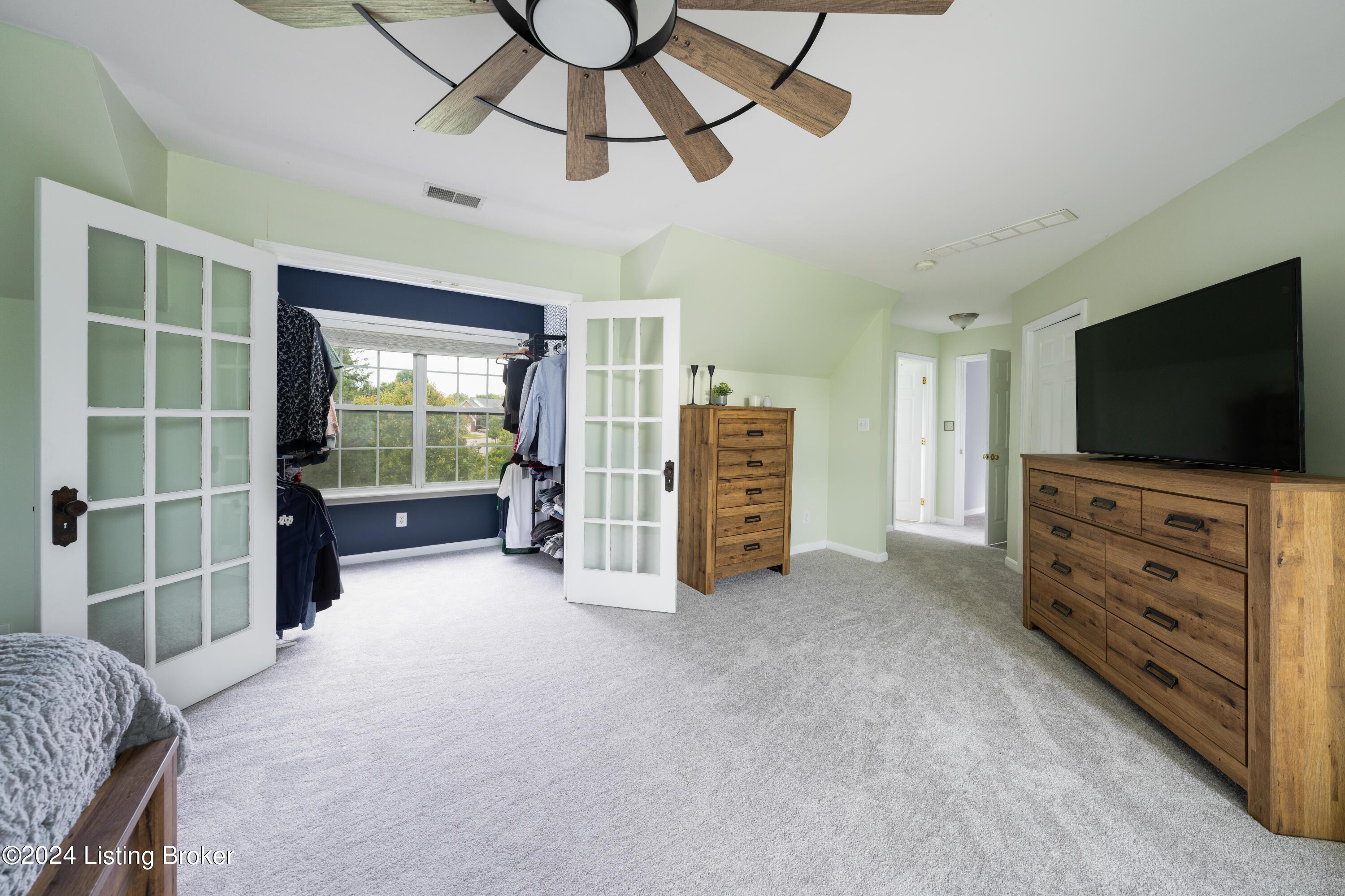 12929 Willow Forest Dr
