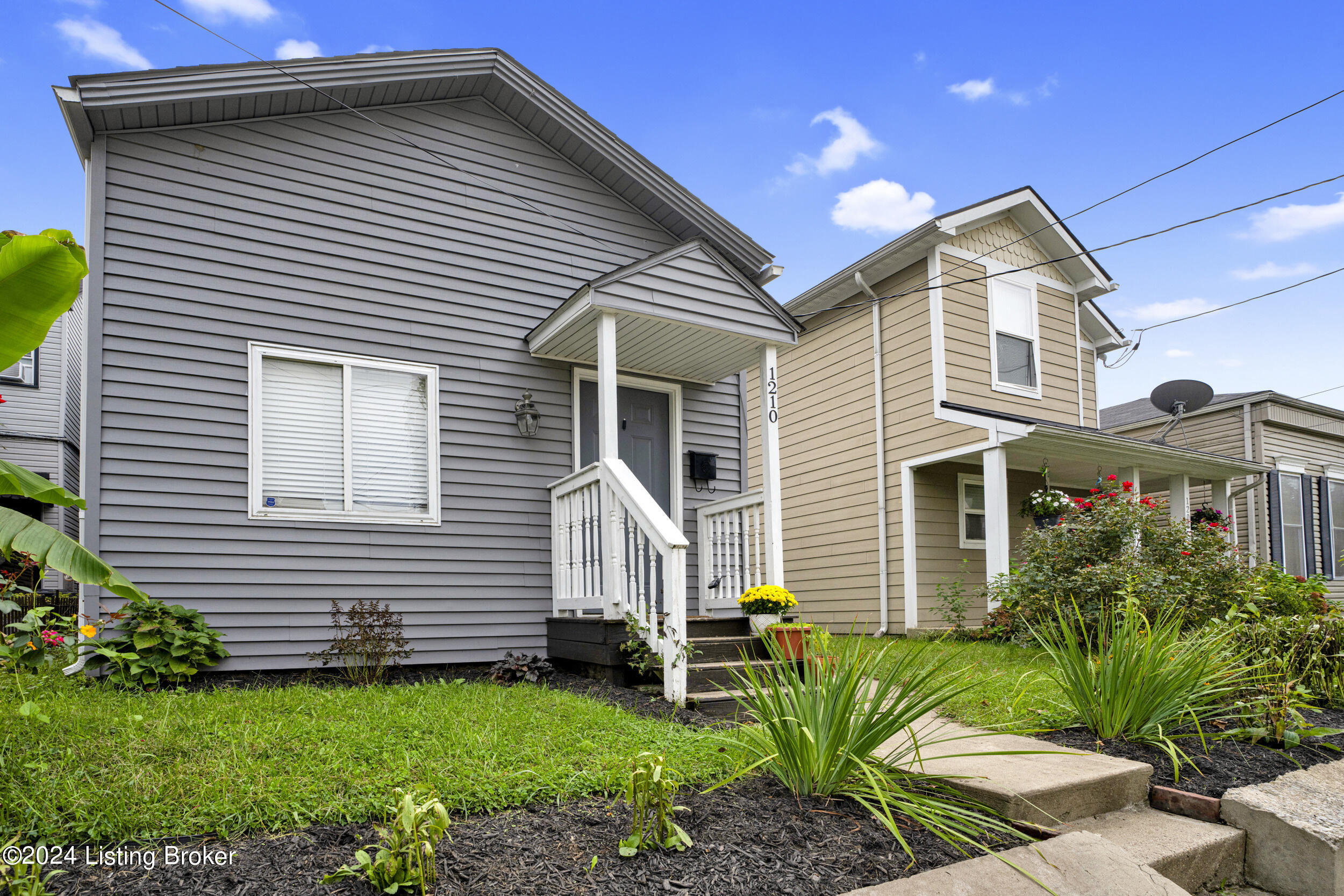 1210 Lexington Rd