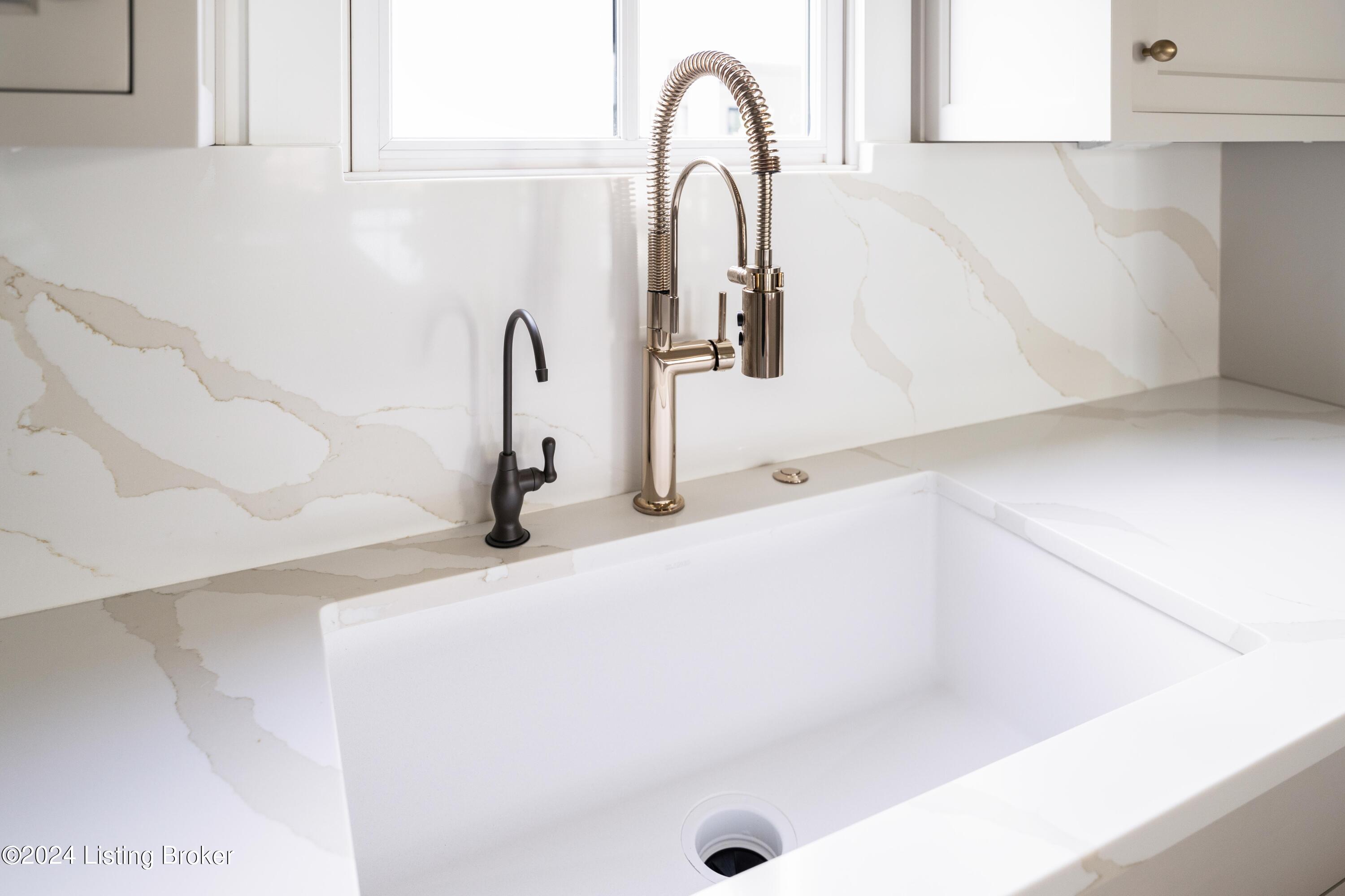 11409 River Beauty Loop