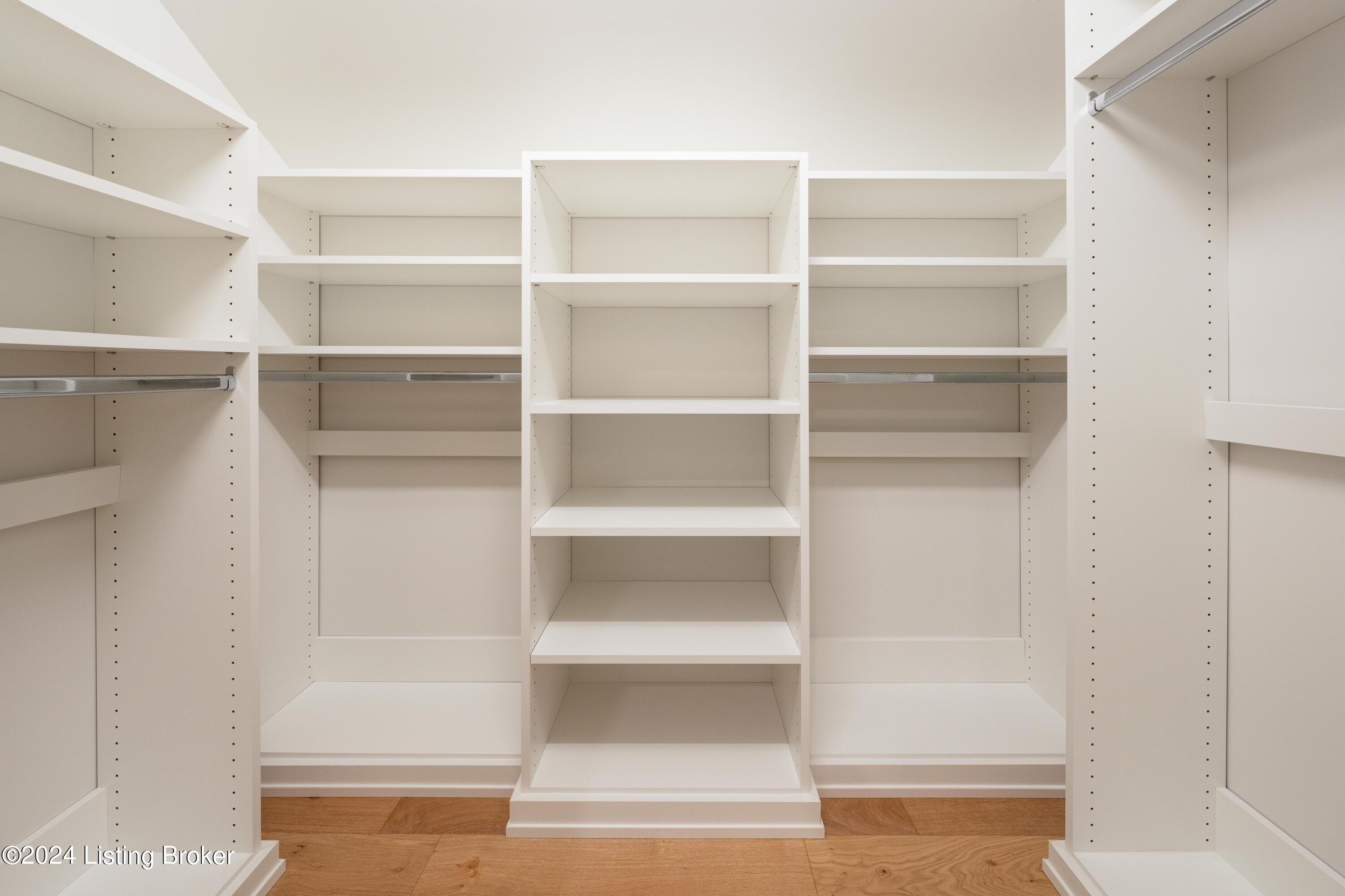 11409 River Beauty Loop