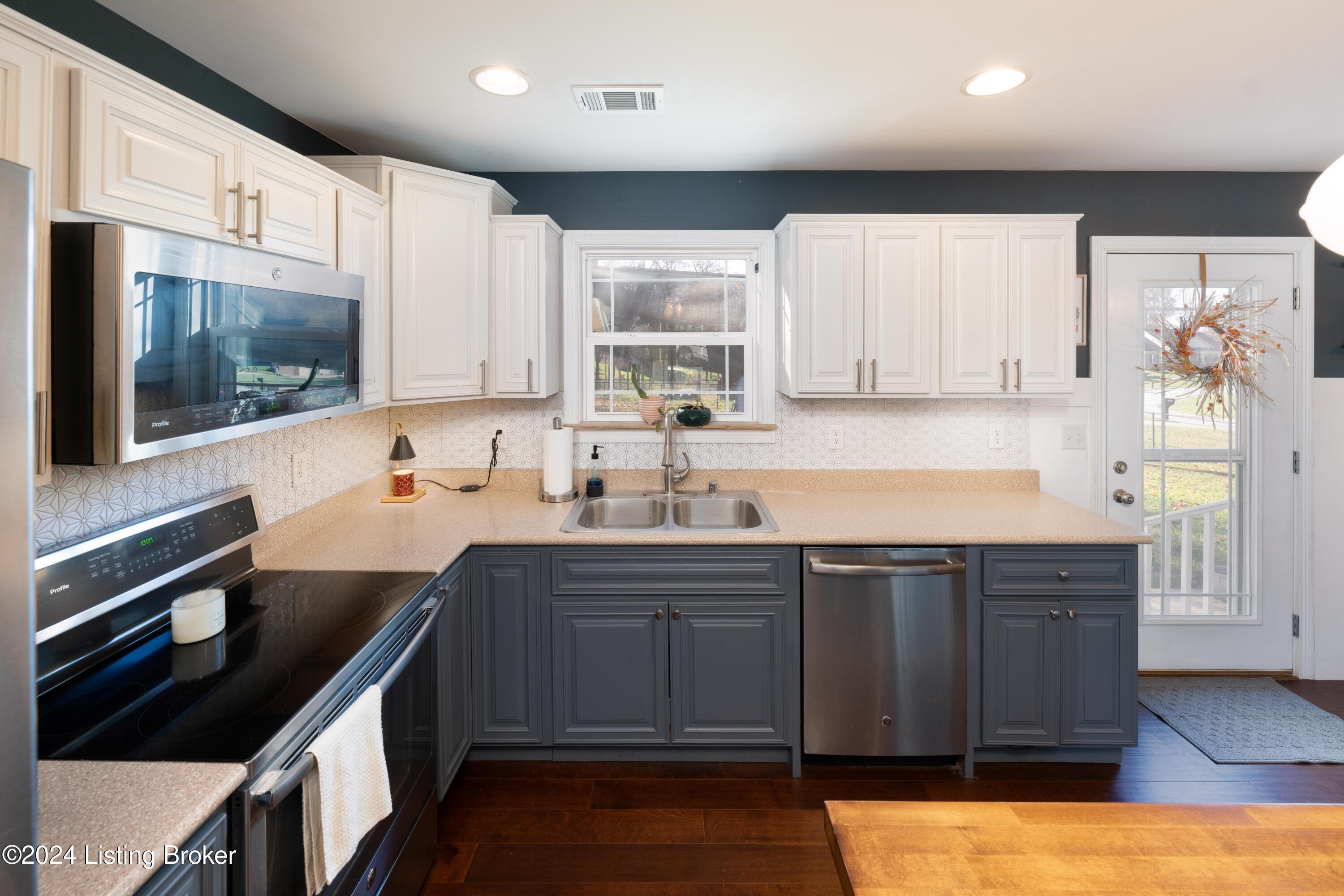 145 Peabody Loop