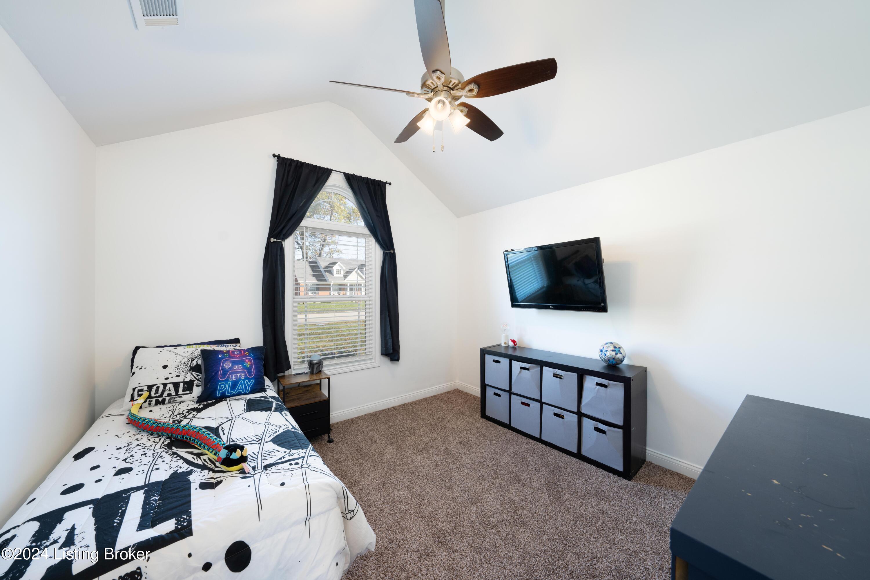 145 Peabody Loop