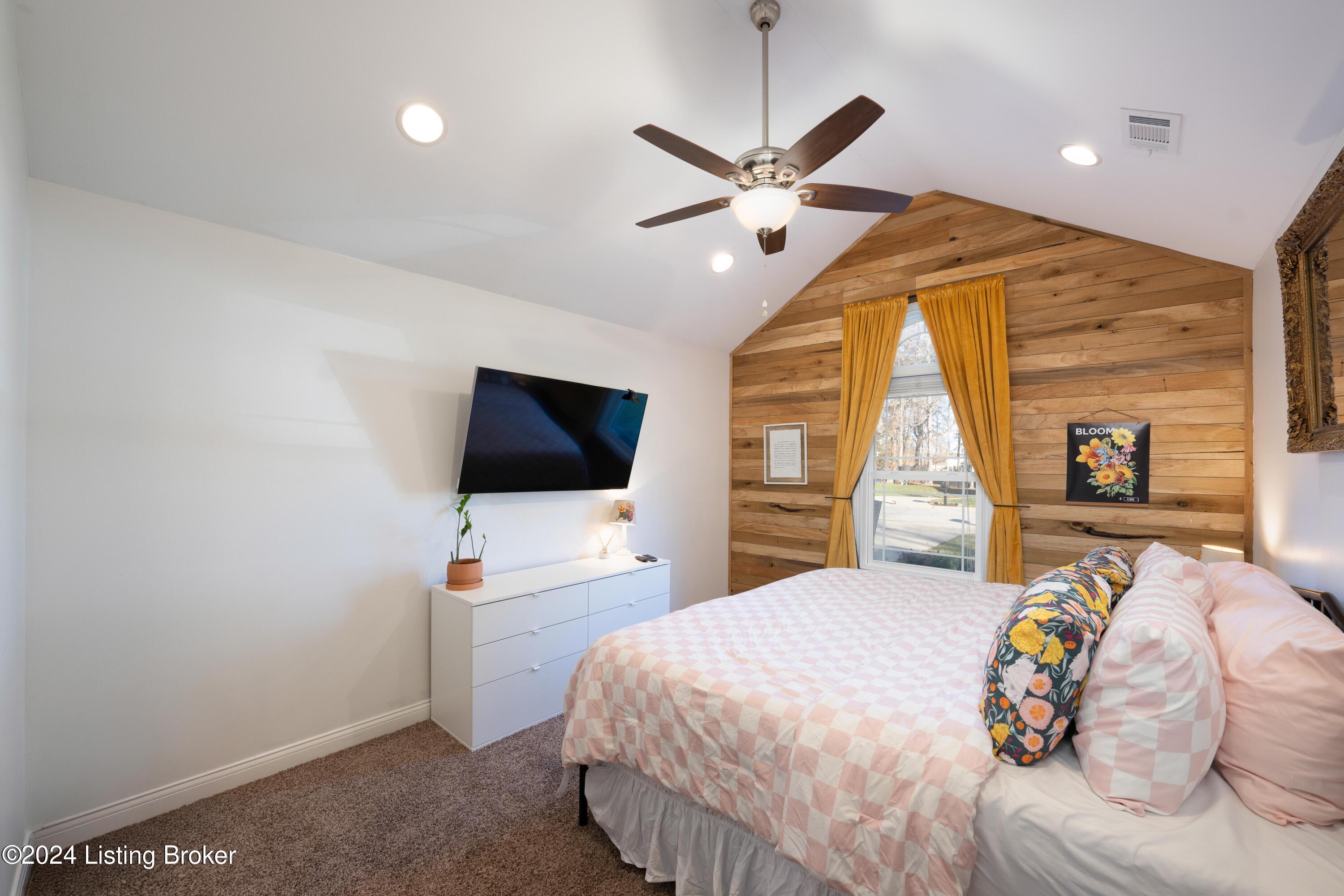 145 Peabody Loop