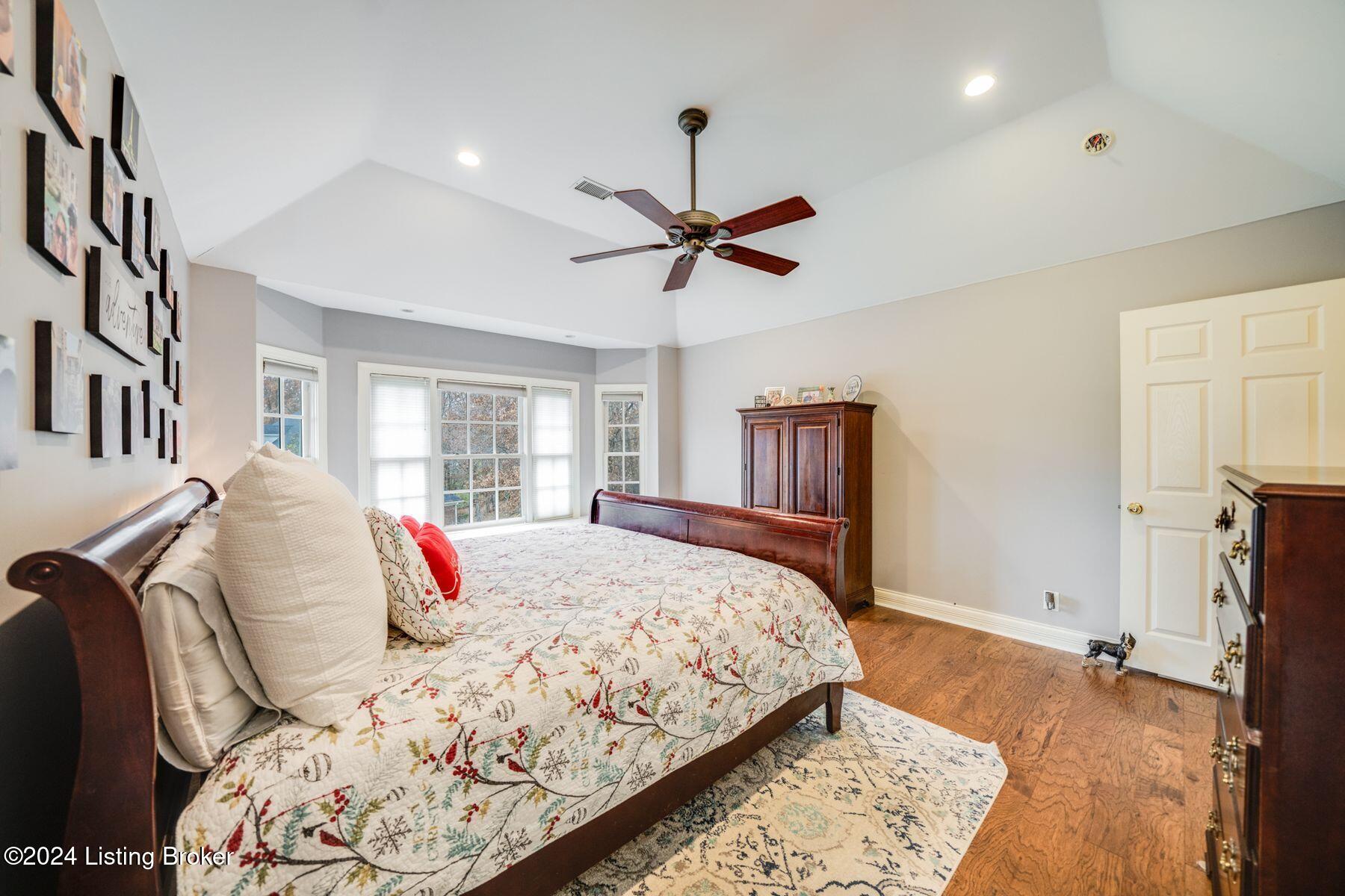3800 Woodmont Park Ln