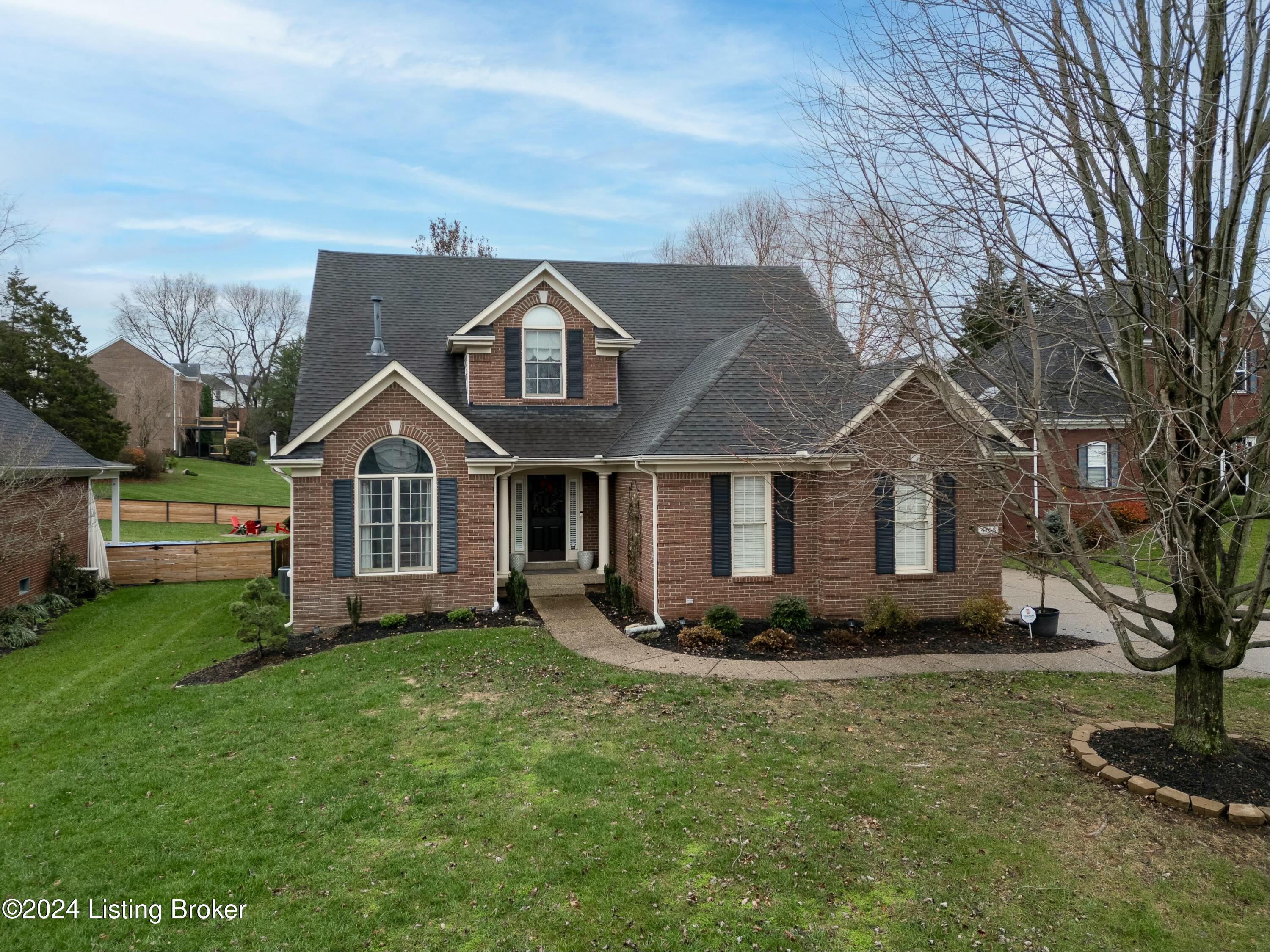 4706 Redbud Forest Pl