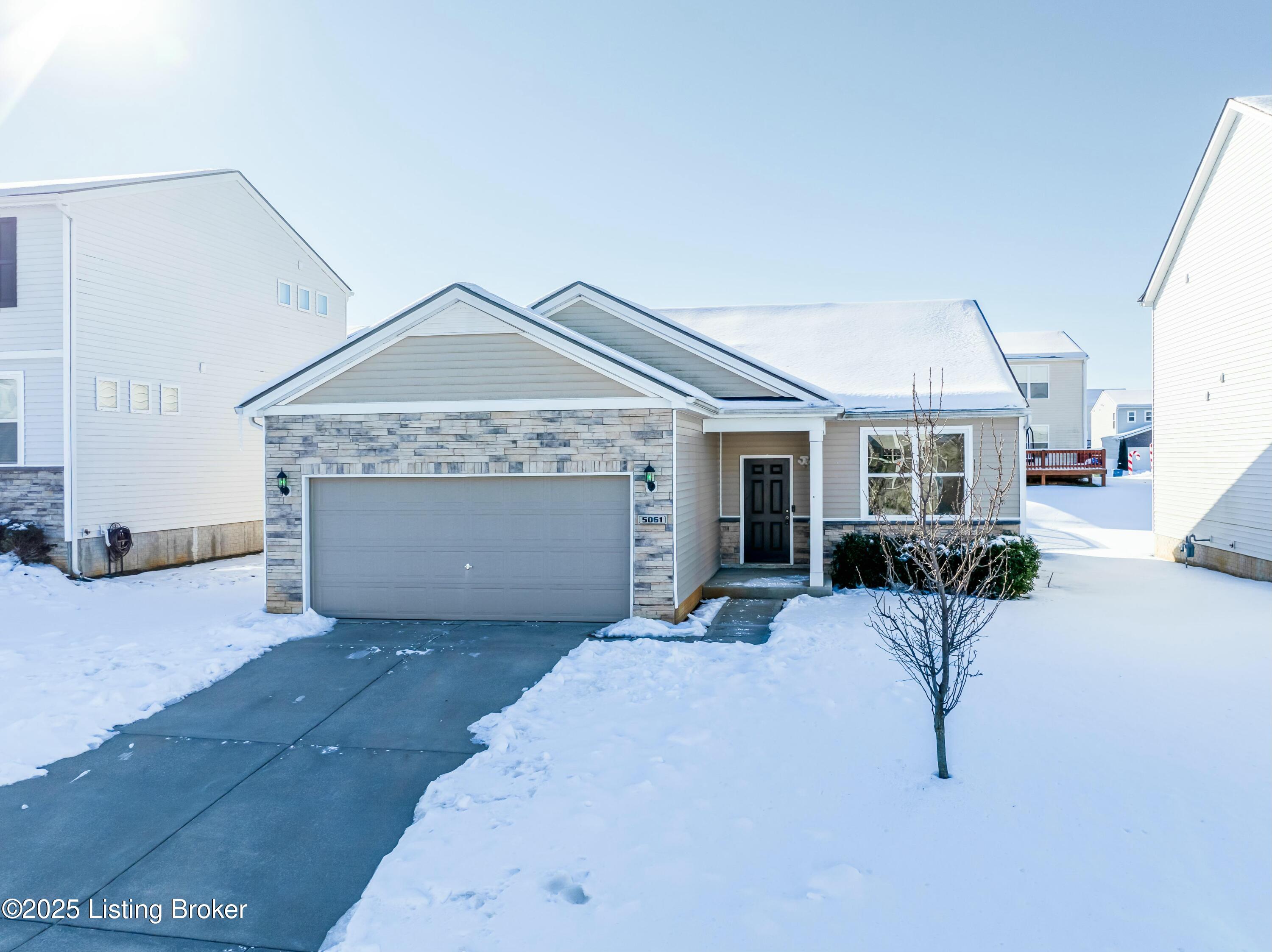 5061 Tealwood Dr