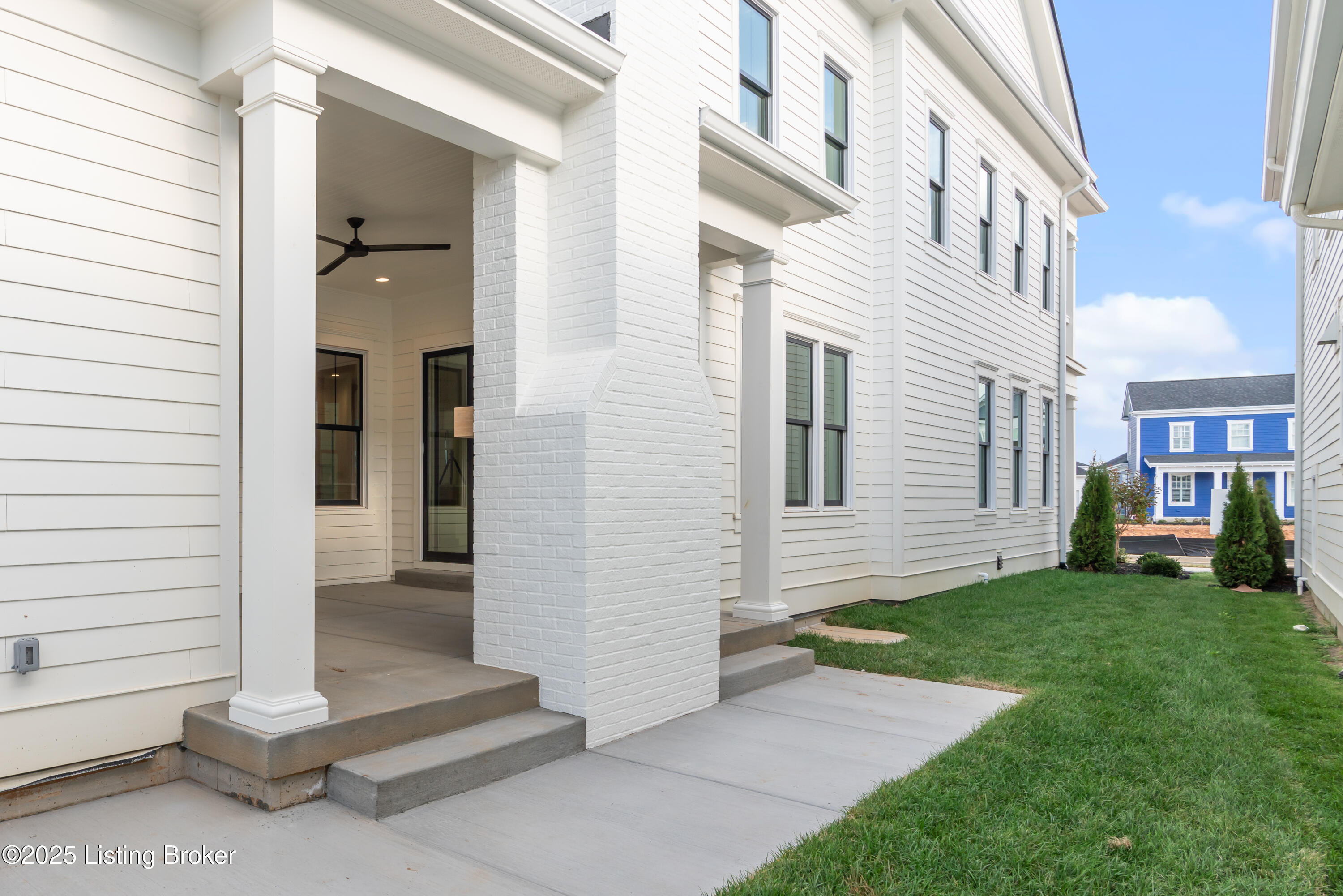 11524 River Beauty Loop