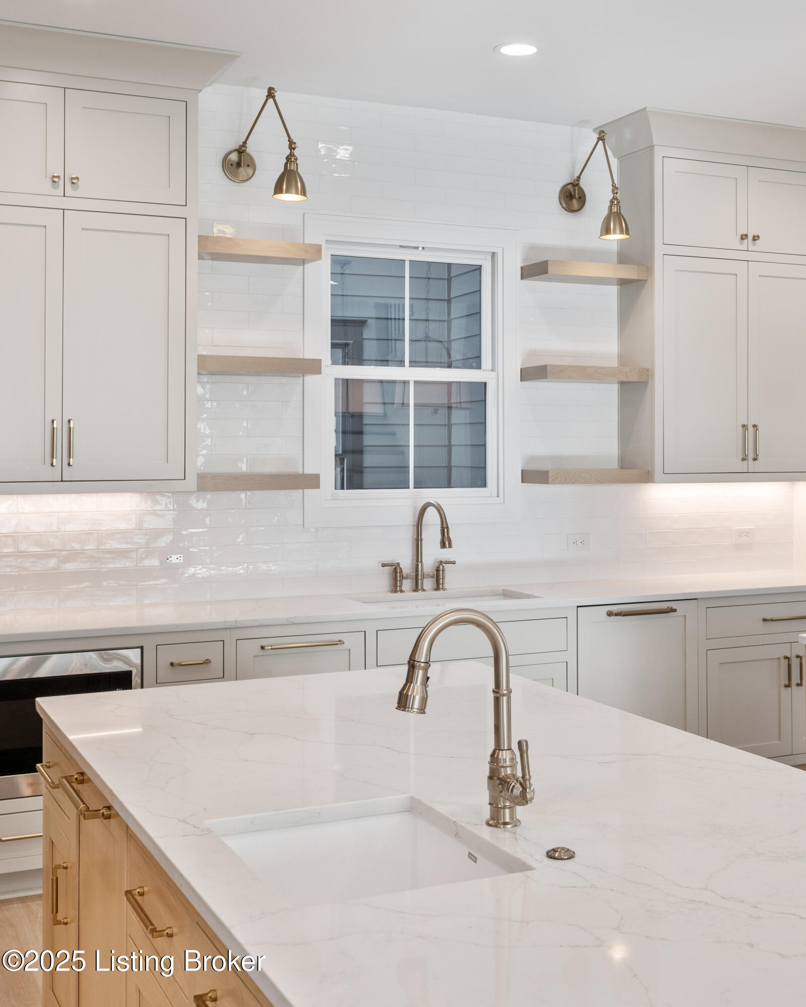 11524 River Beauty Loop