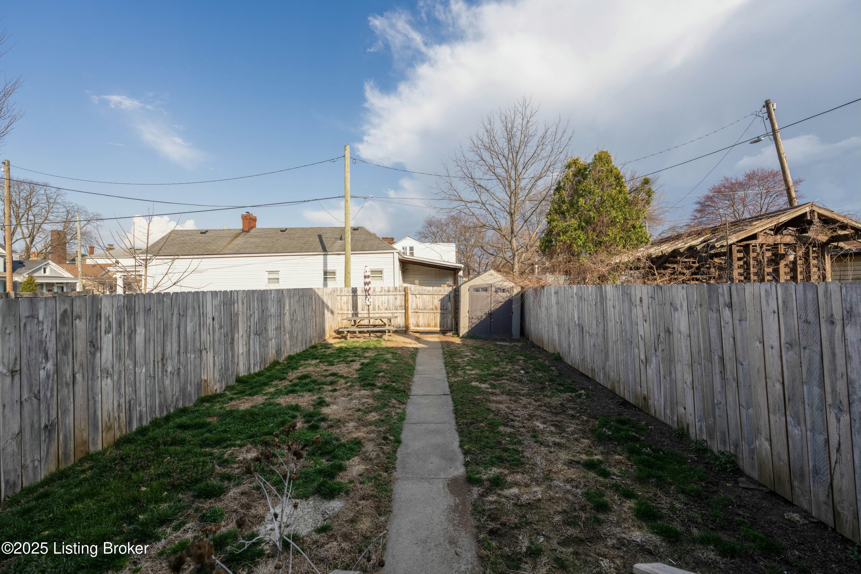 1235 S Clay St