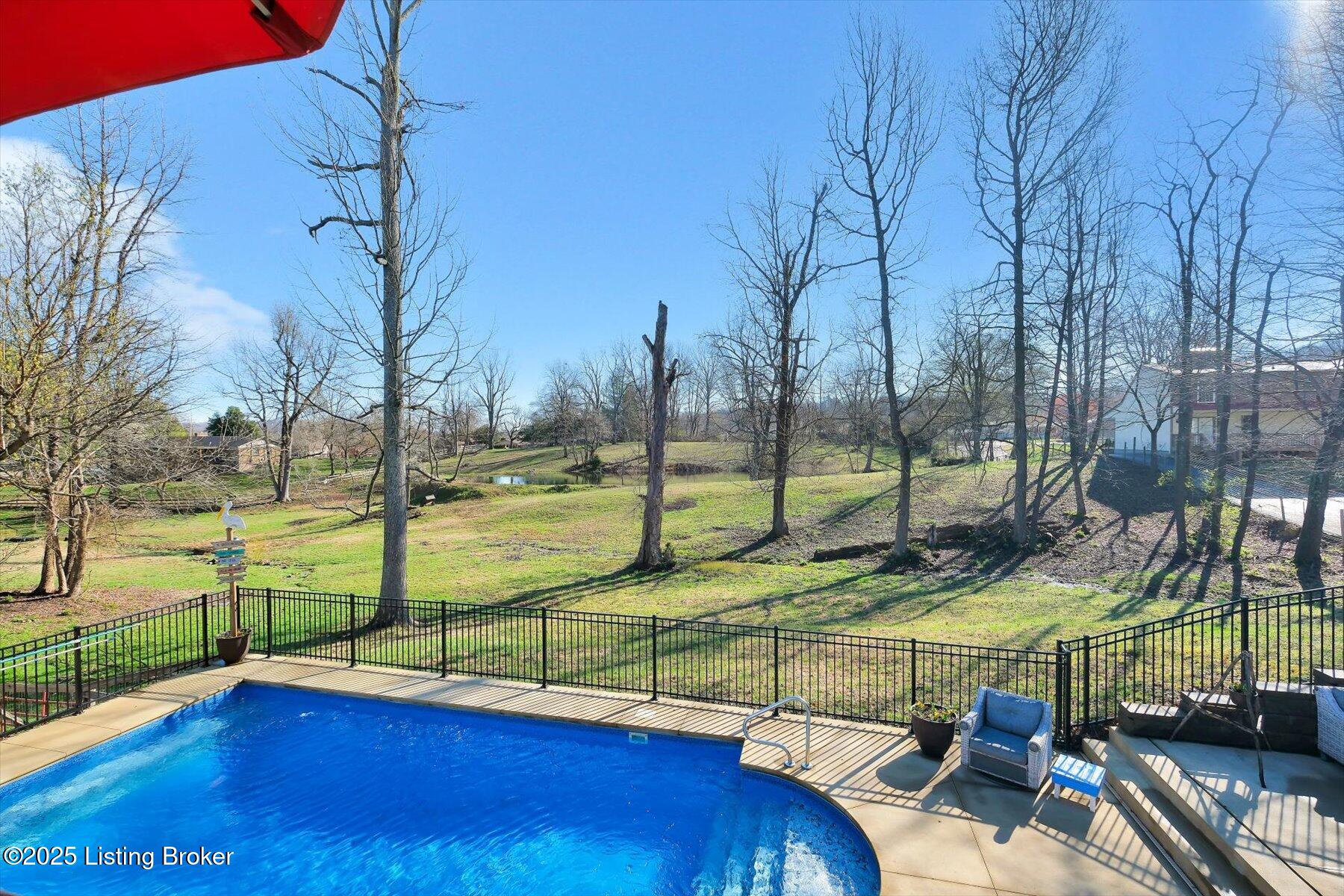 7305 Oakburn Dr