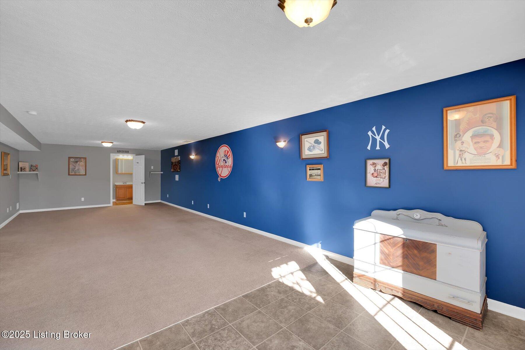 7305 Oakburn Dr