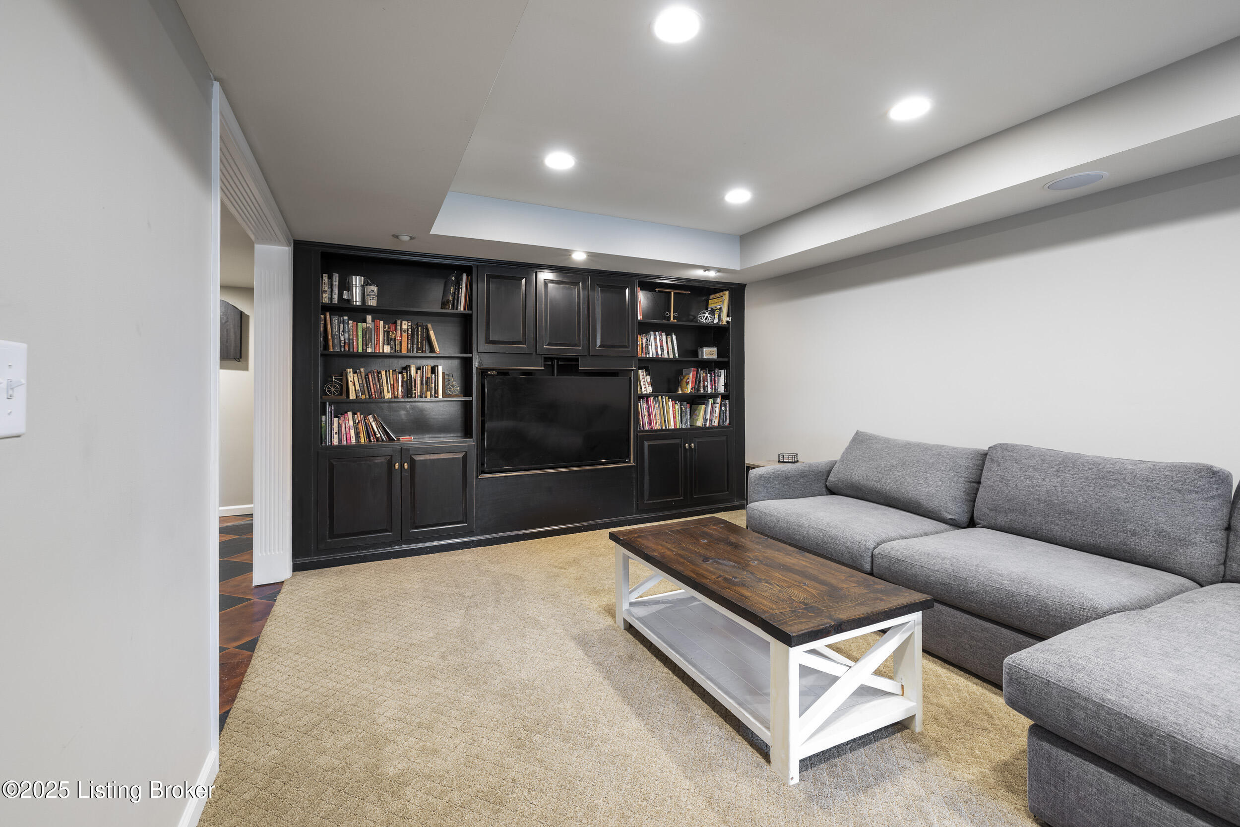 14003 Treeline Ct