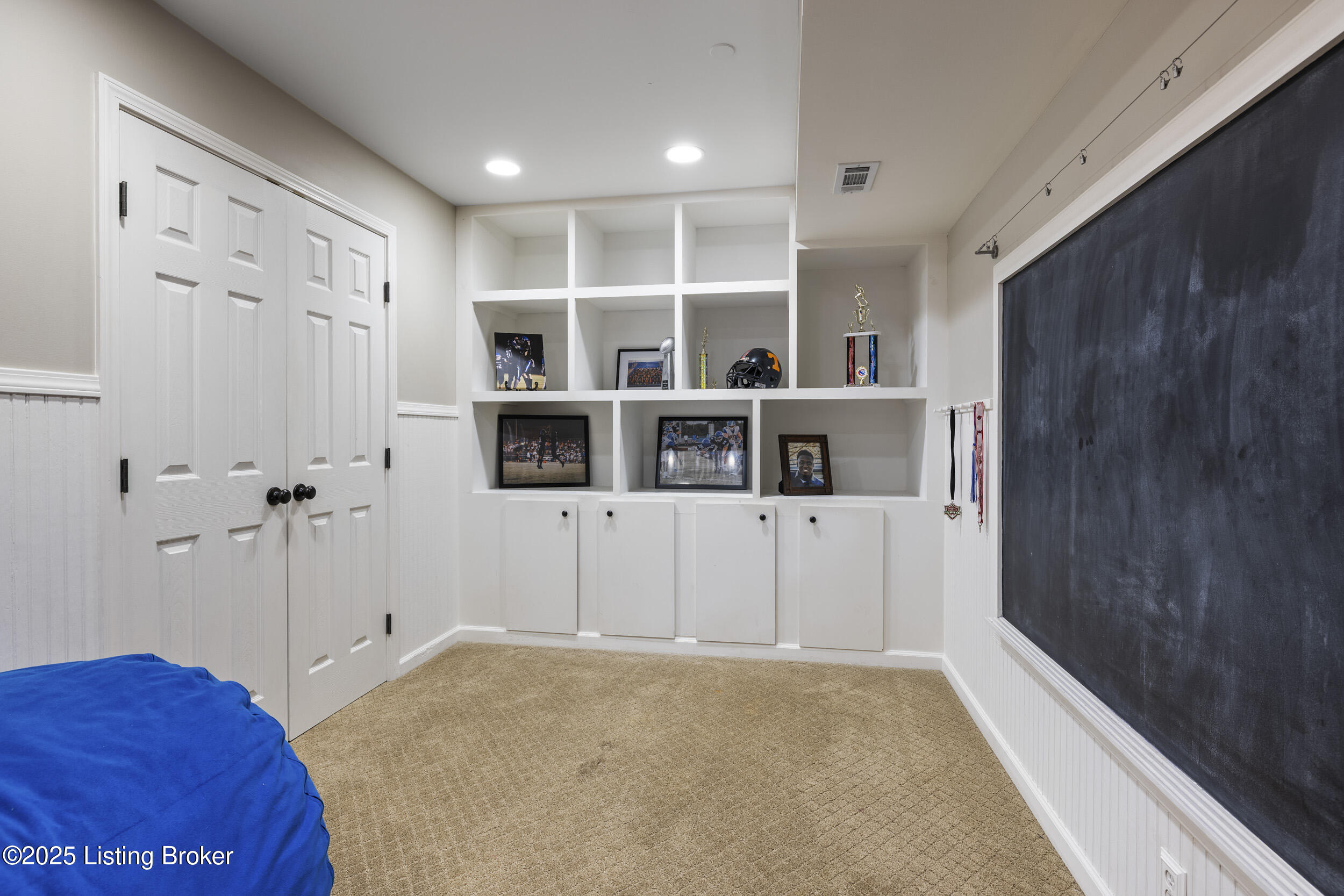 14003 Treeline Ct