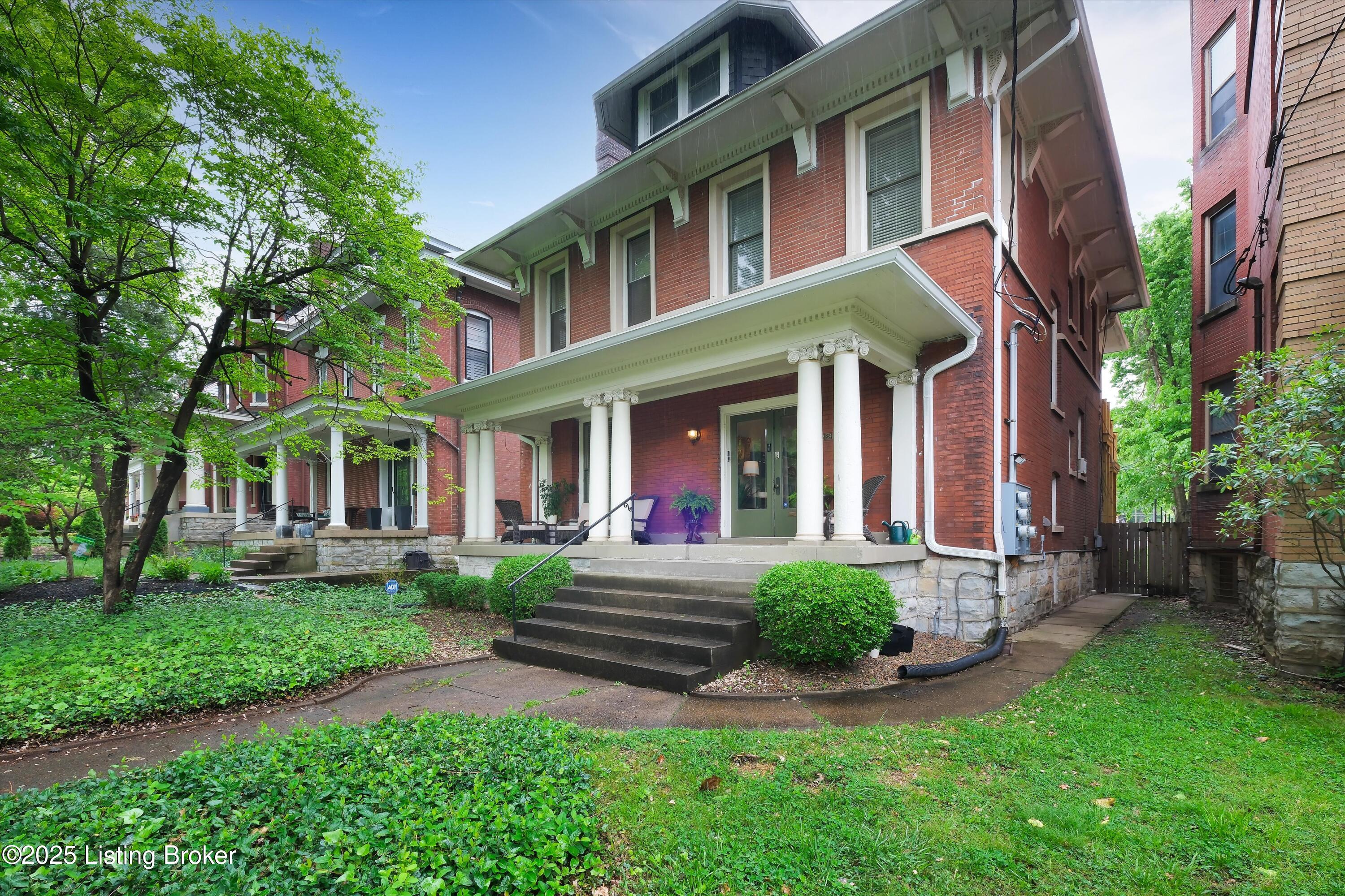 1228 Cherokee Rd