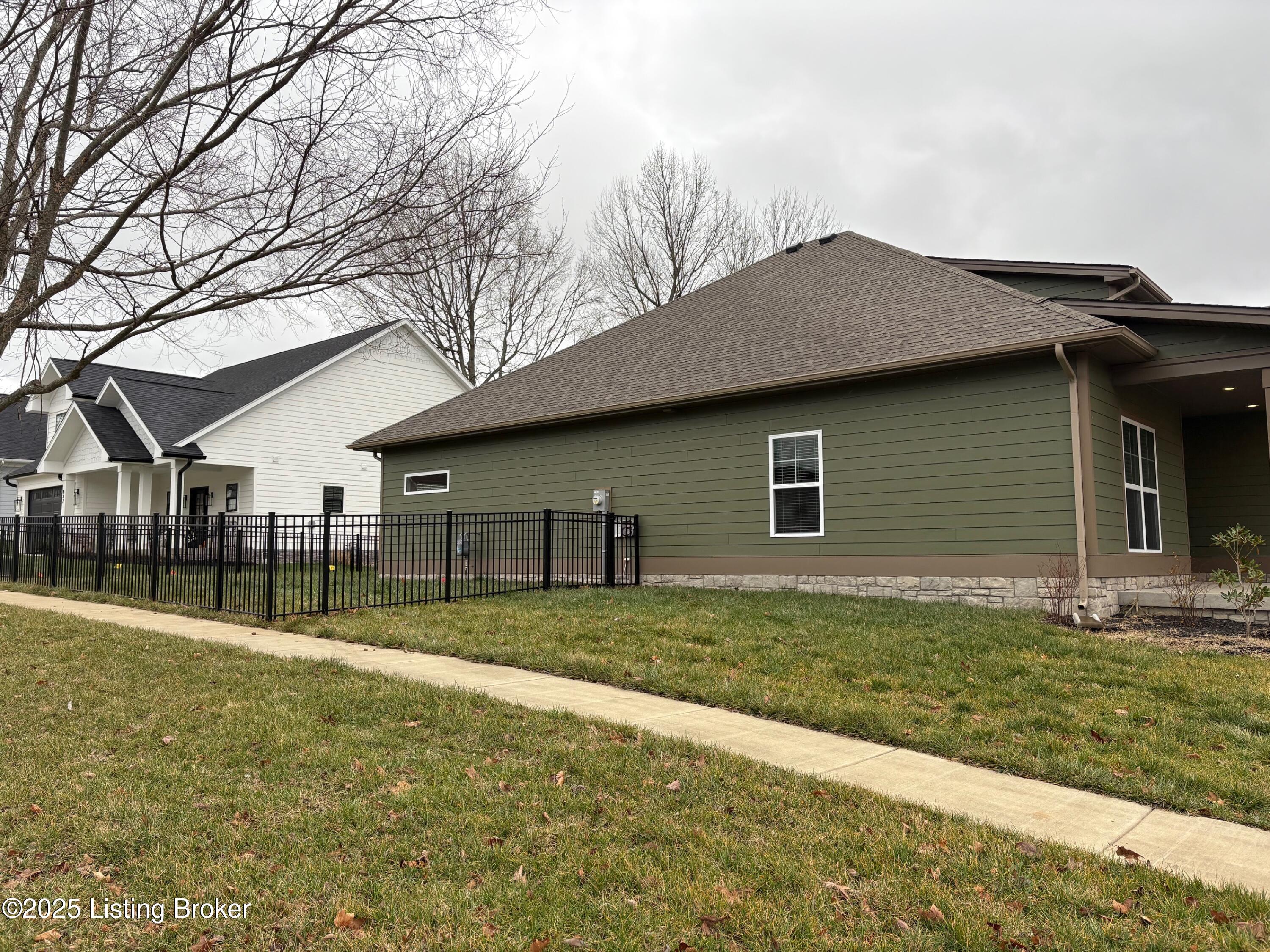 801 Artisan Pkwy
