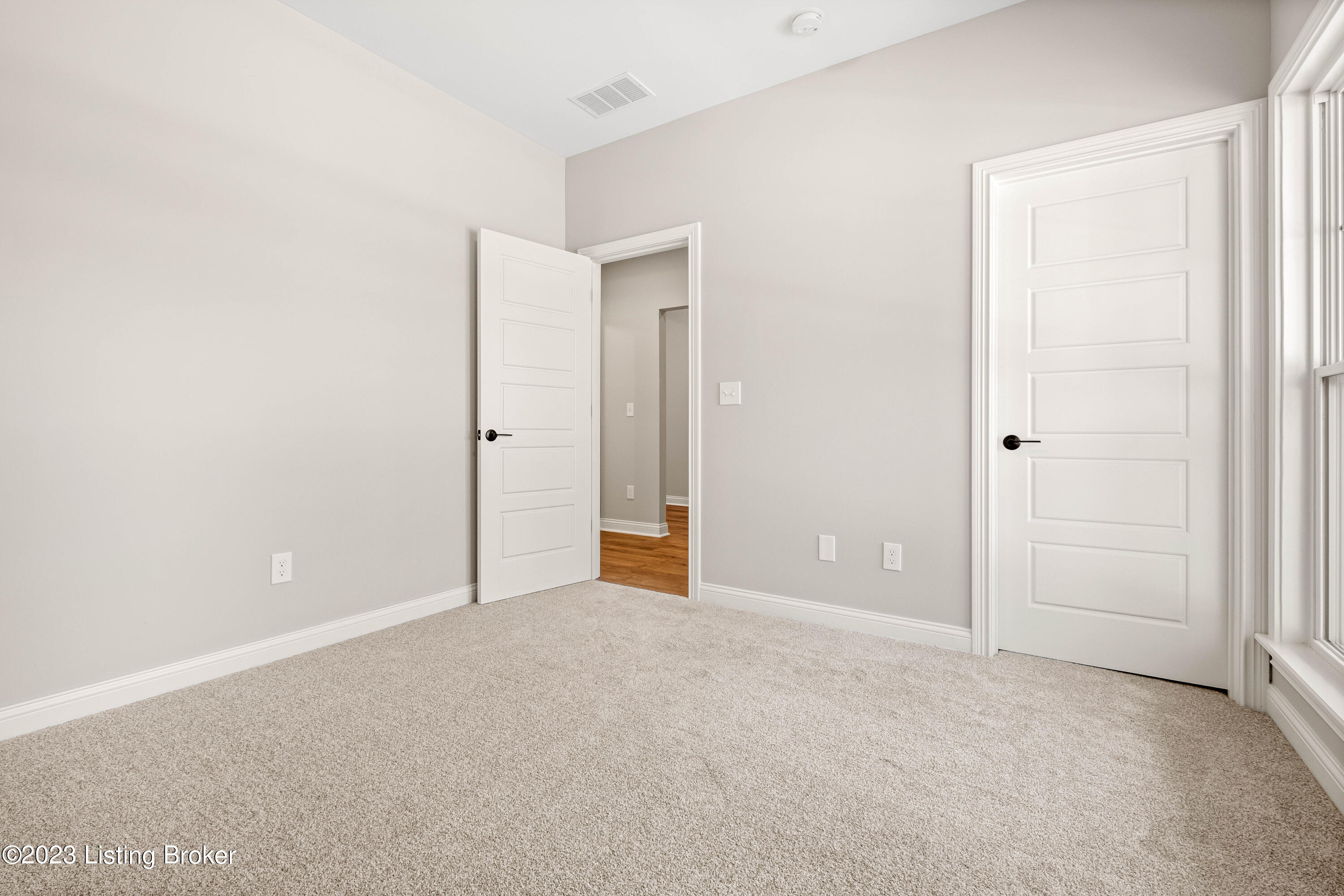801 Artisan Pkwy