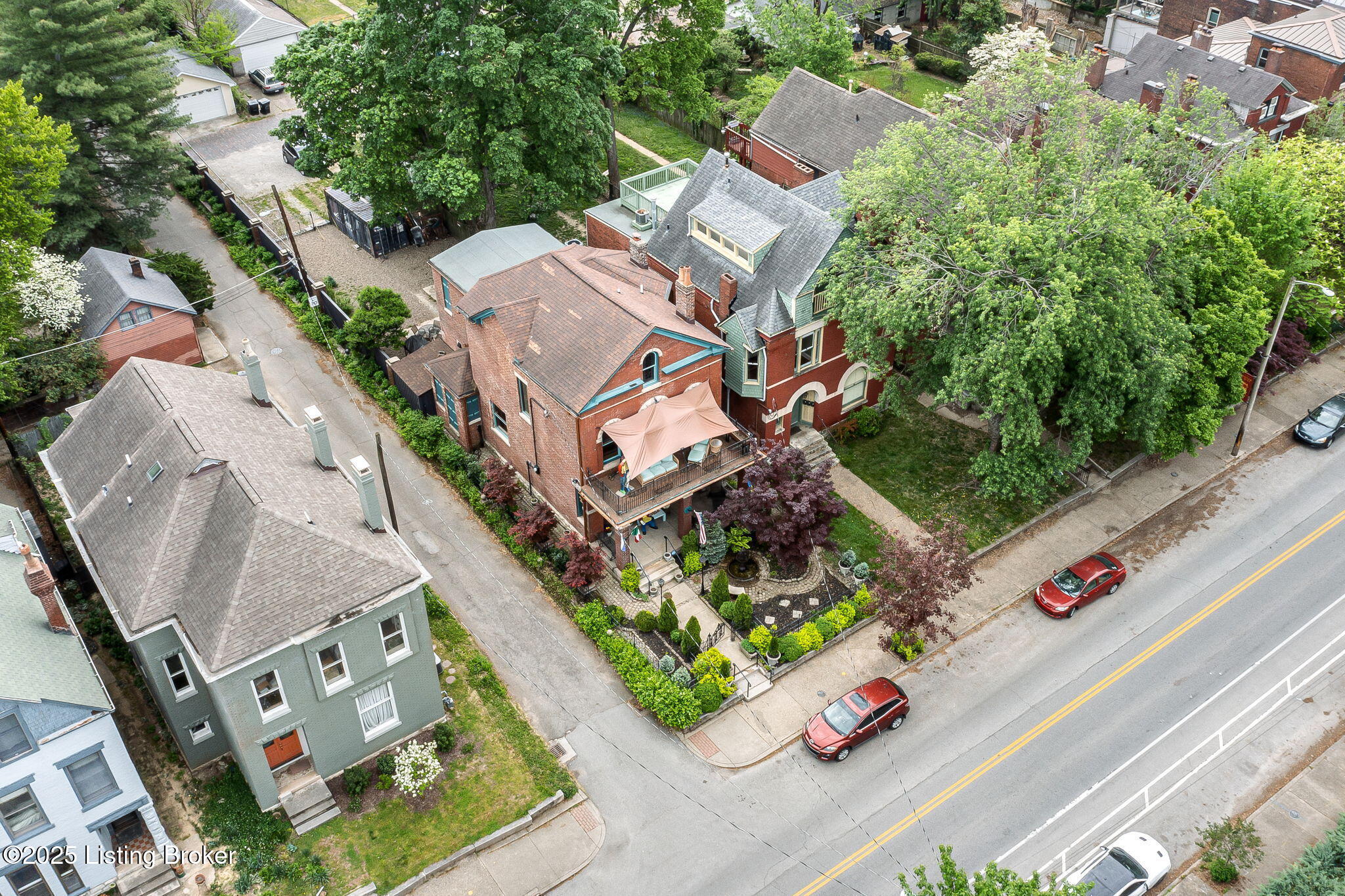 1315 S 1st St, Louisville