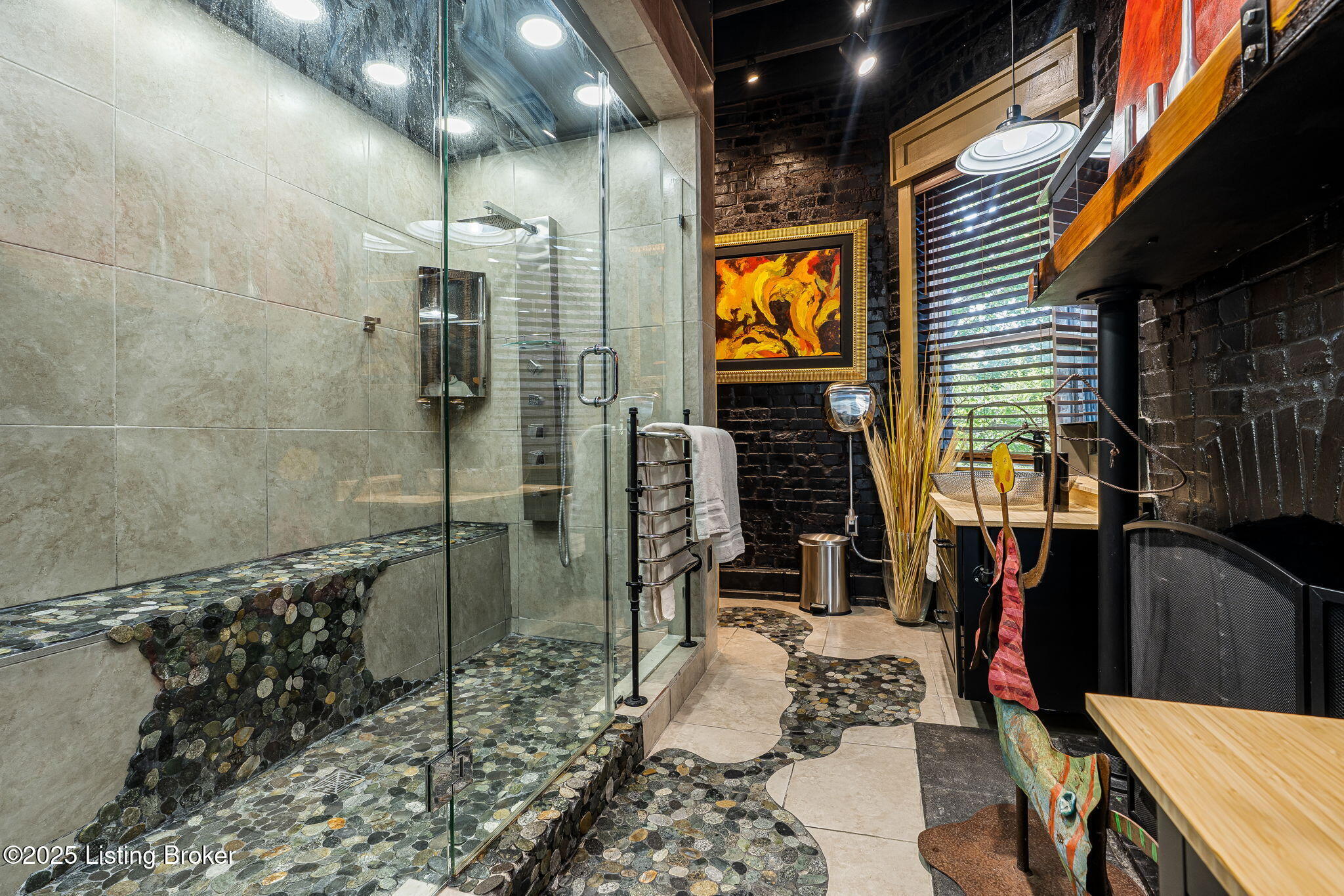 1315 S 1st St, Louisville