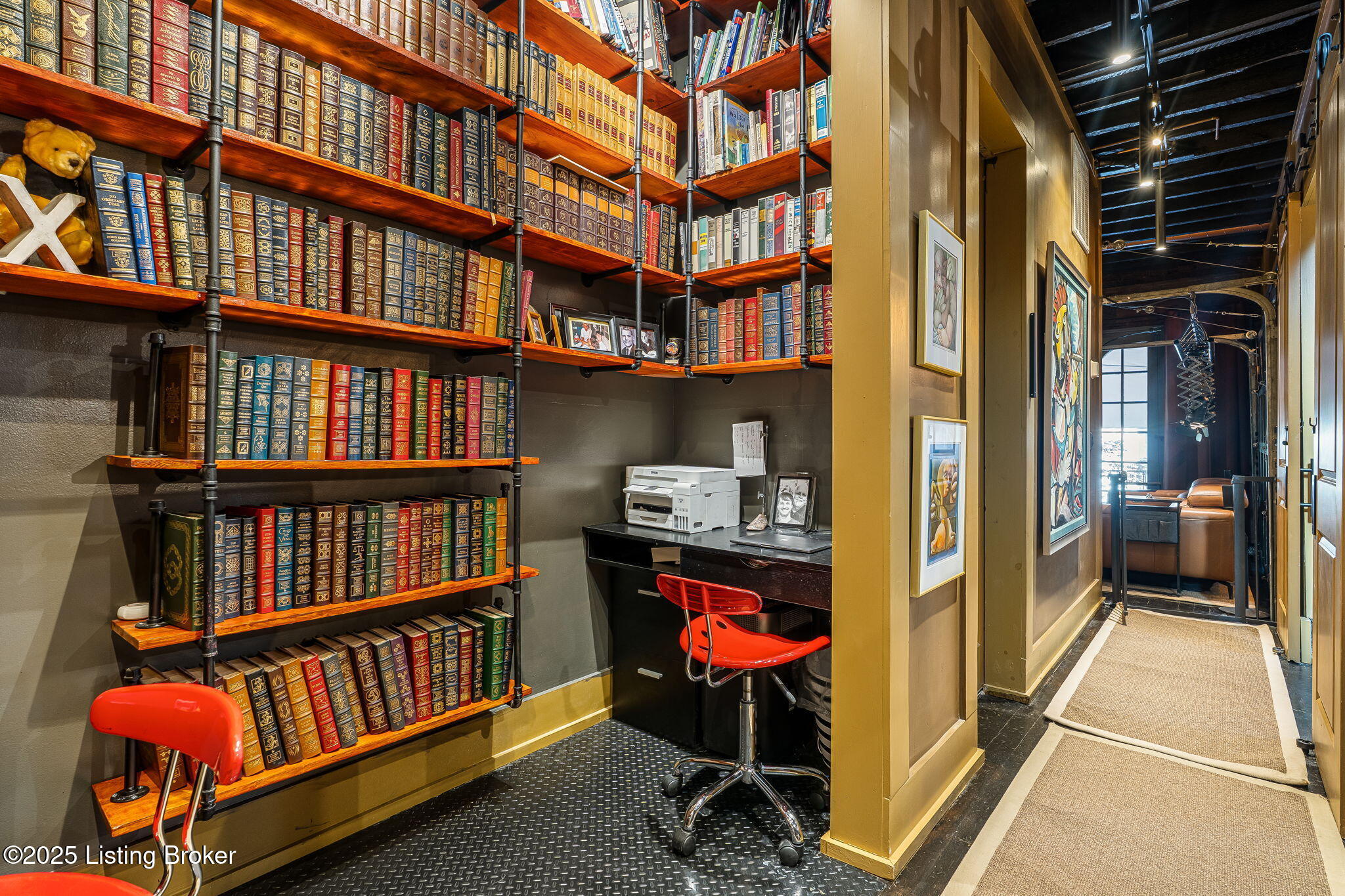 1315 S 1st St, Louisville