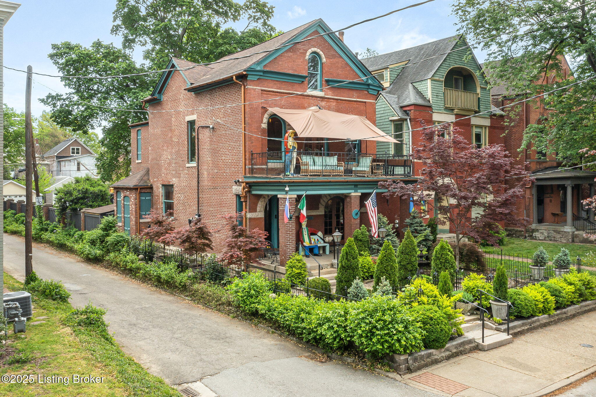 1315 S 1st St, Louisville