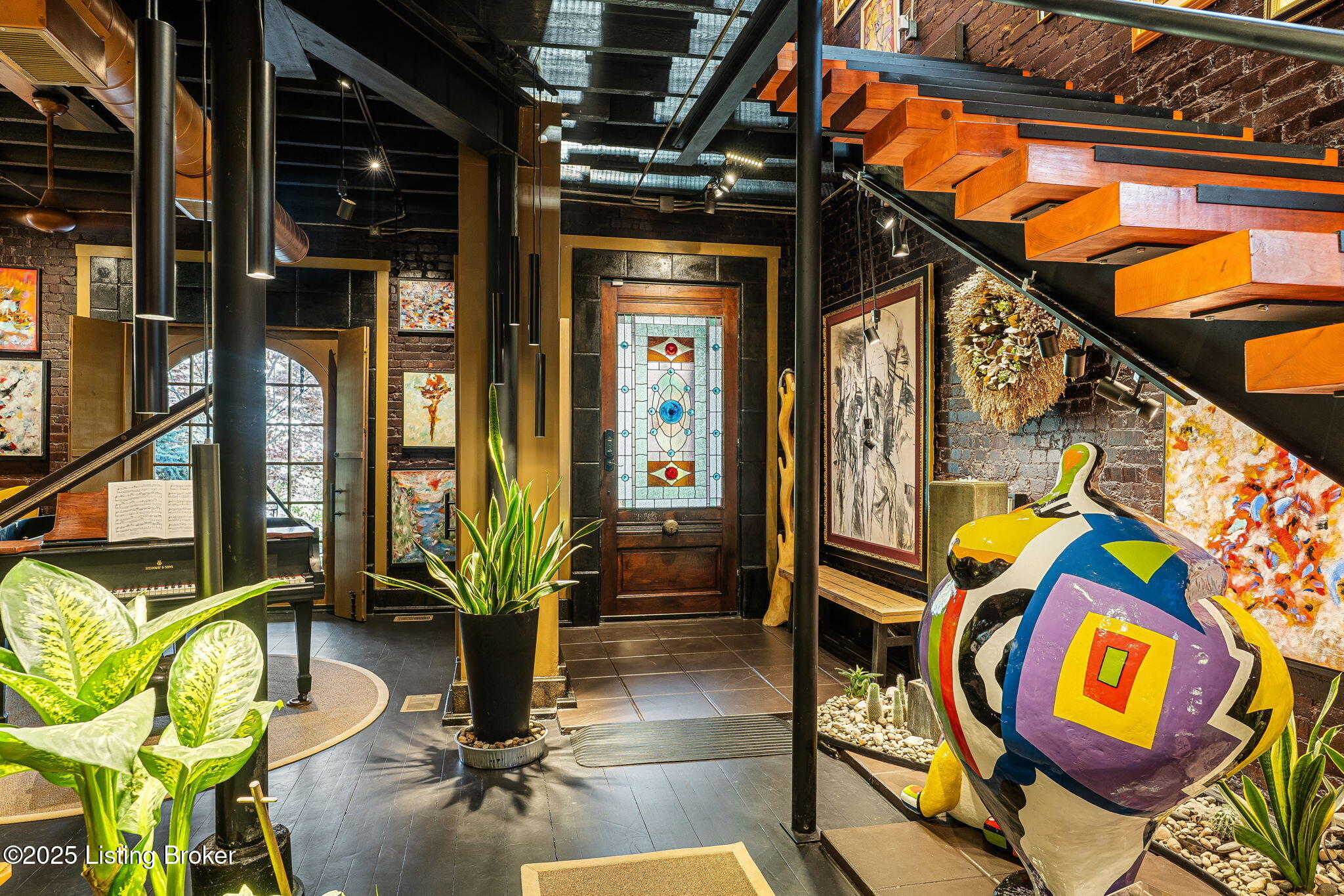 1315 S 1st St, Louisville