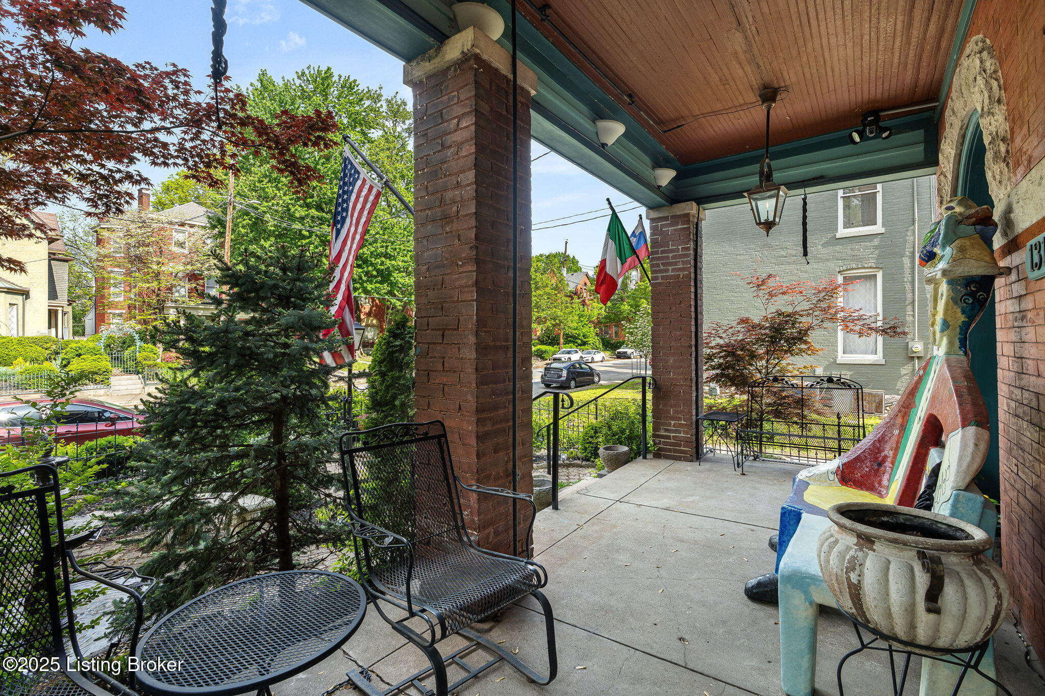 1315 S 1st St, Louisville