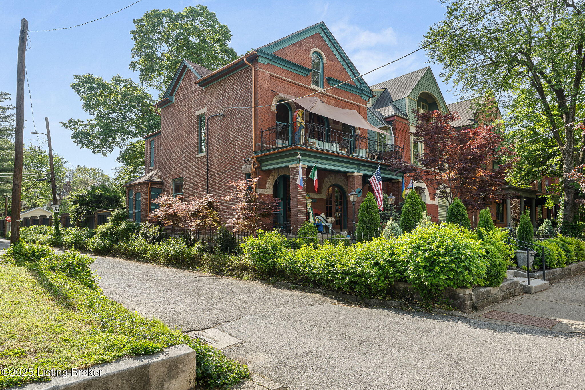 1315 S 1st St, Louisville