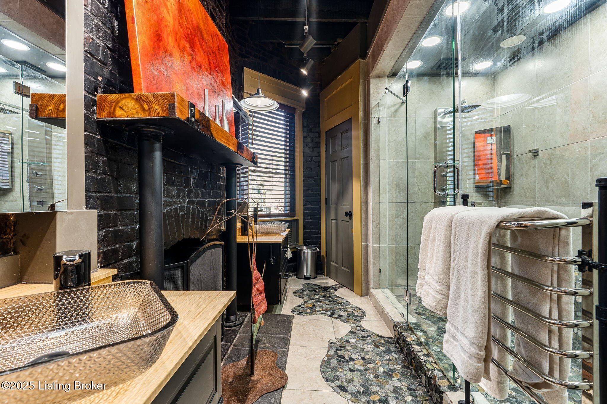 1315 S 1st St, Louisville