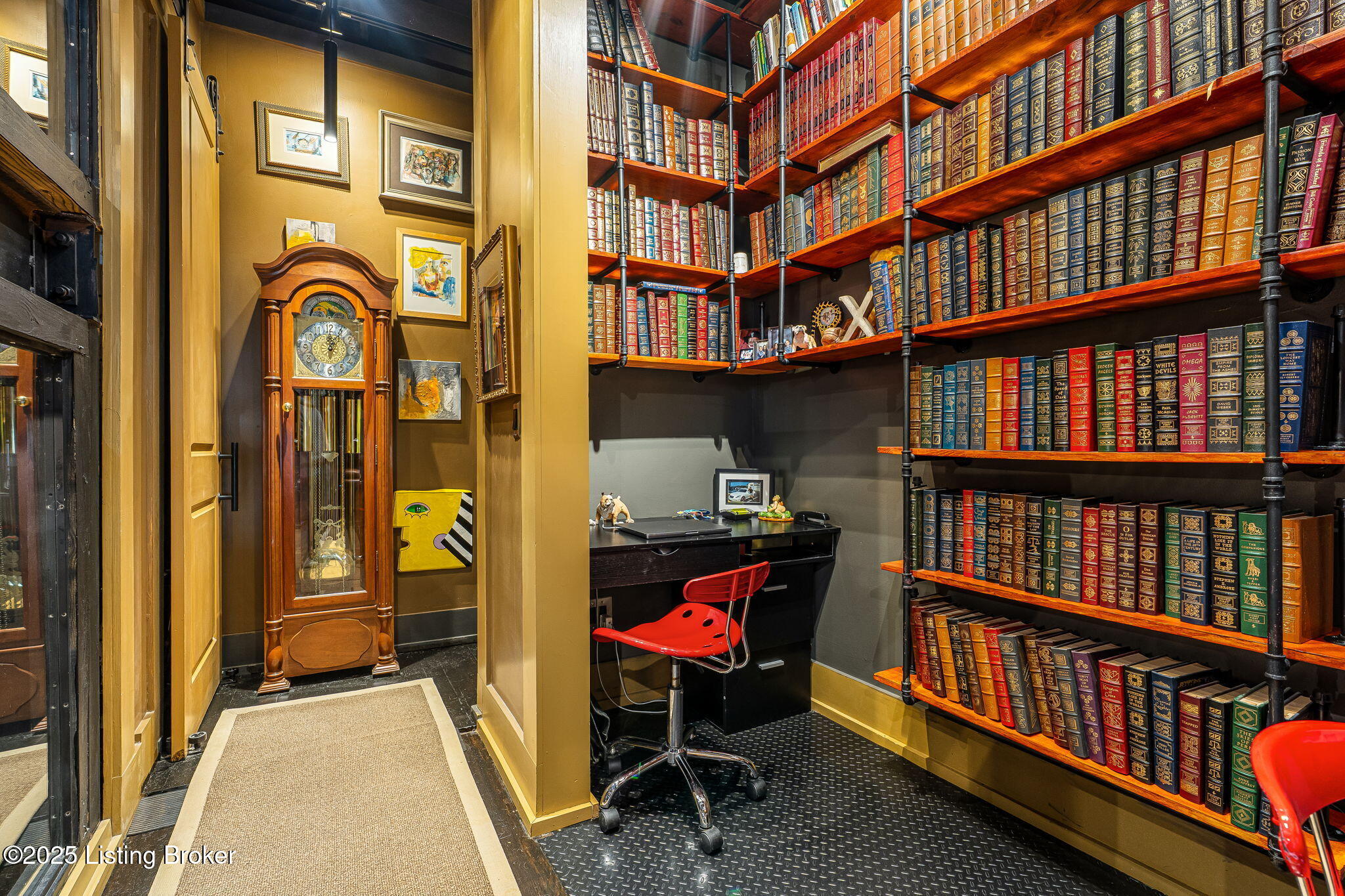 1315 S 1st St, Louisville