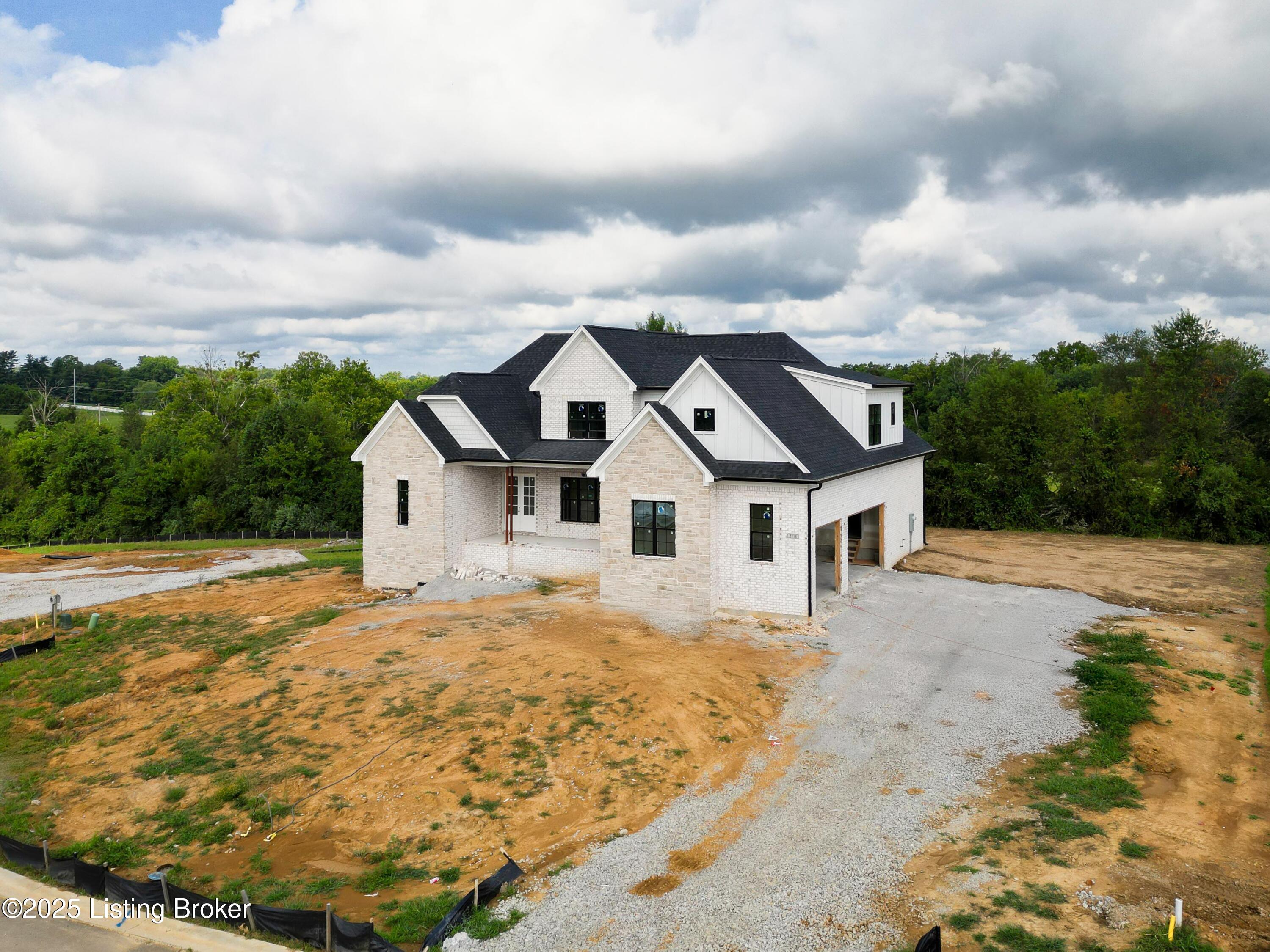 2716 Adenmore Ct