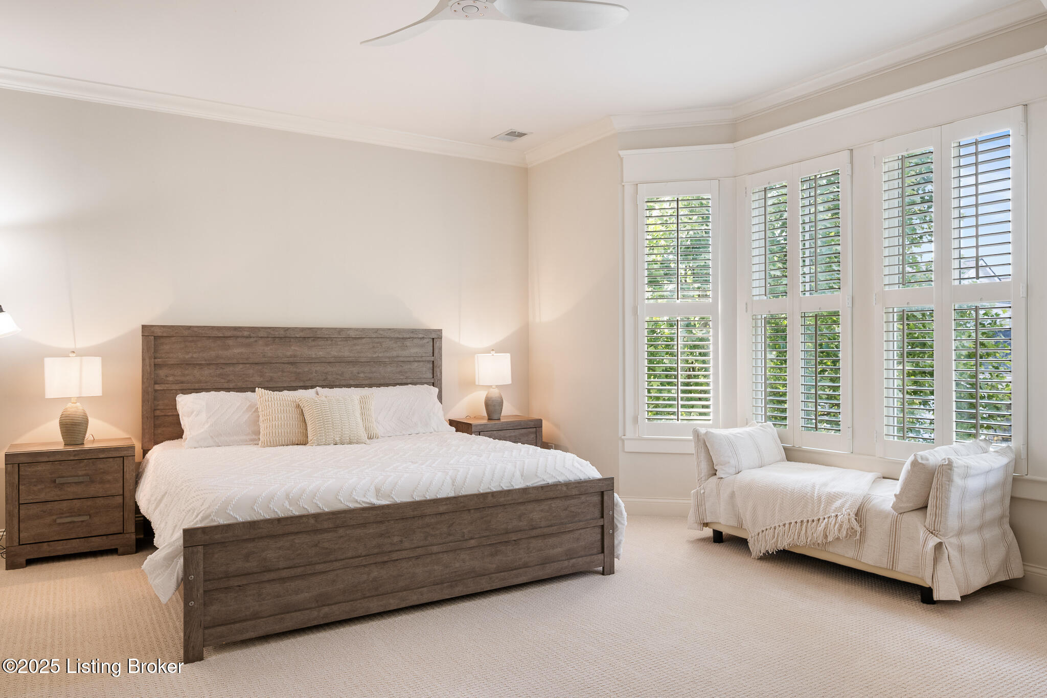 8804 Featherbell Blvd