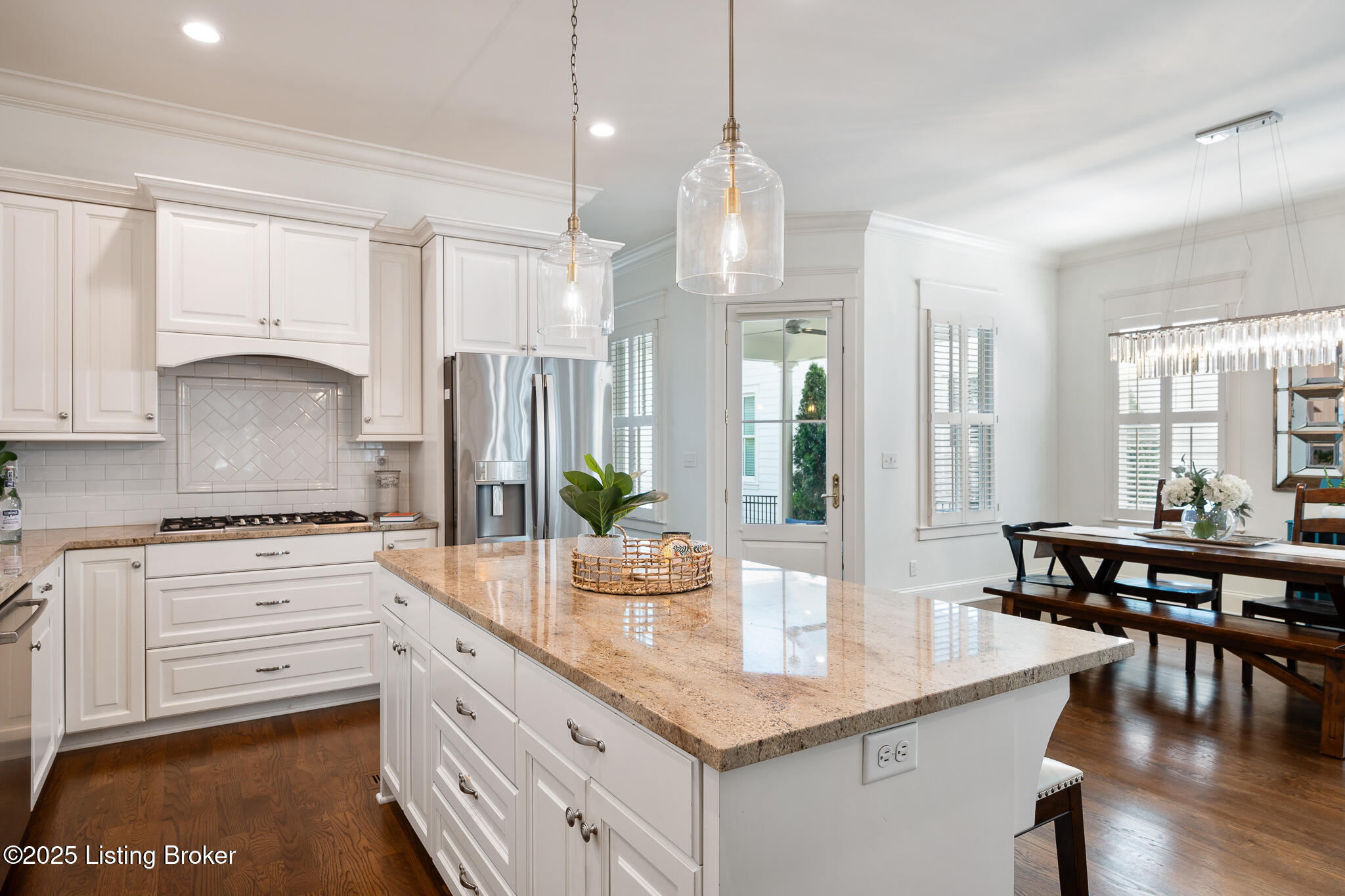 8804 Featherbell Blvd