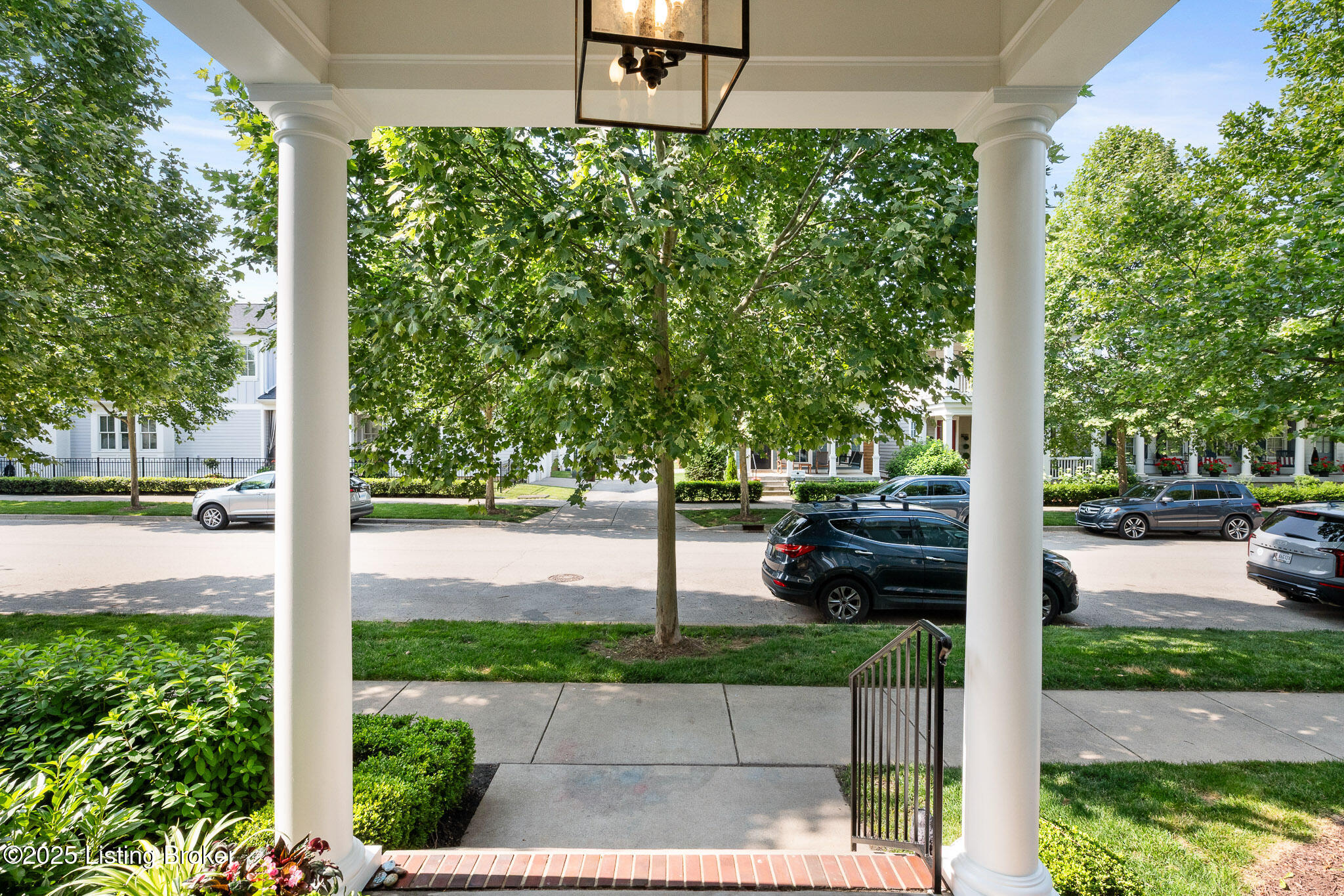 8804 Featherbell Blvd