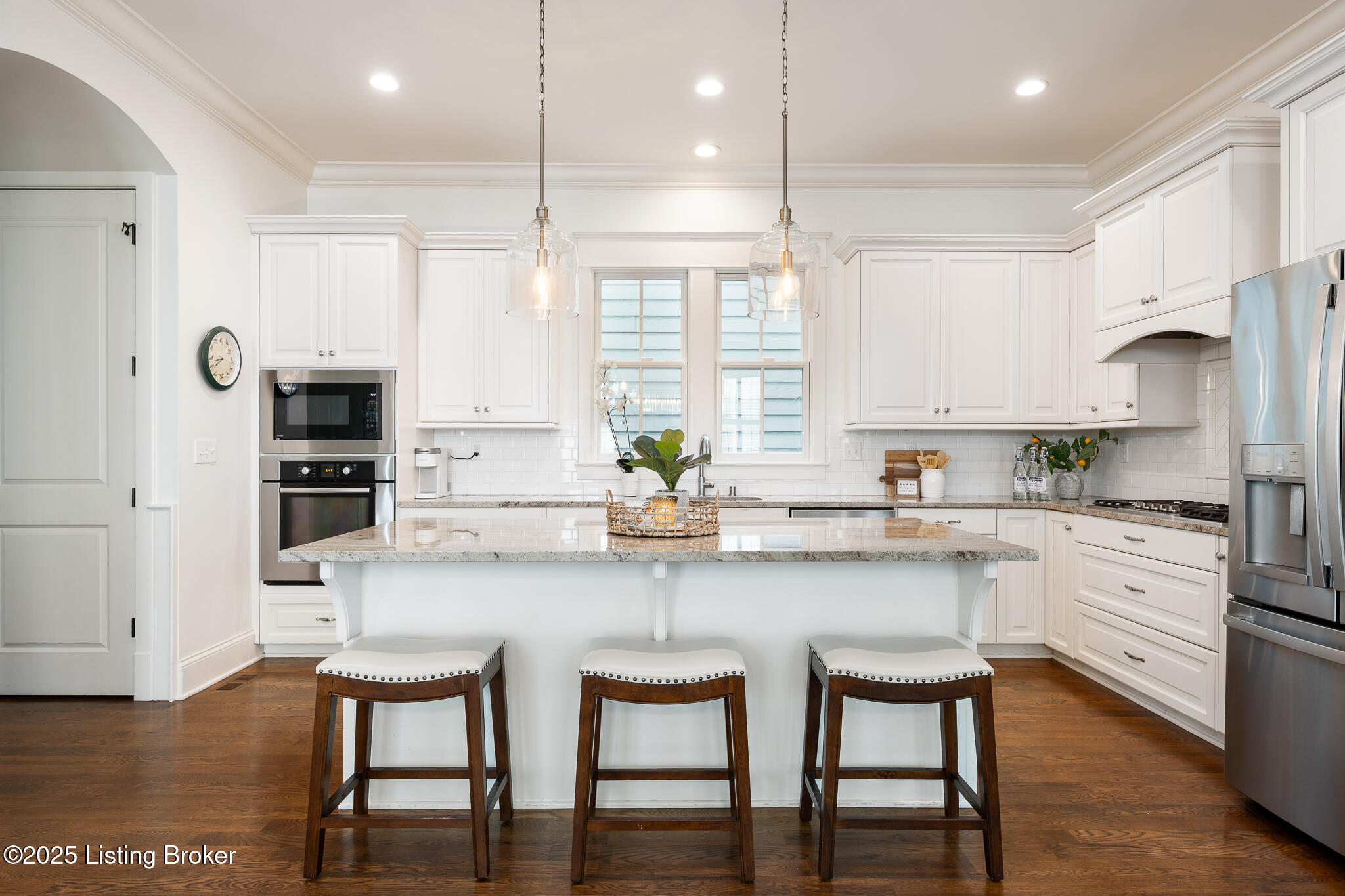 8804 Featherbell Blvd