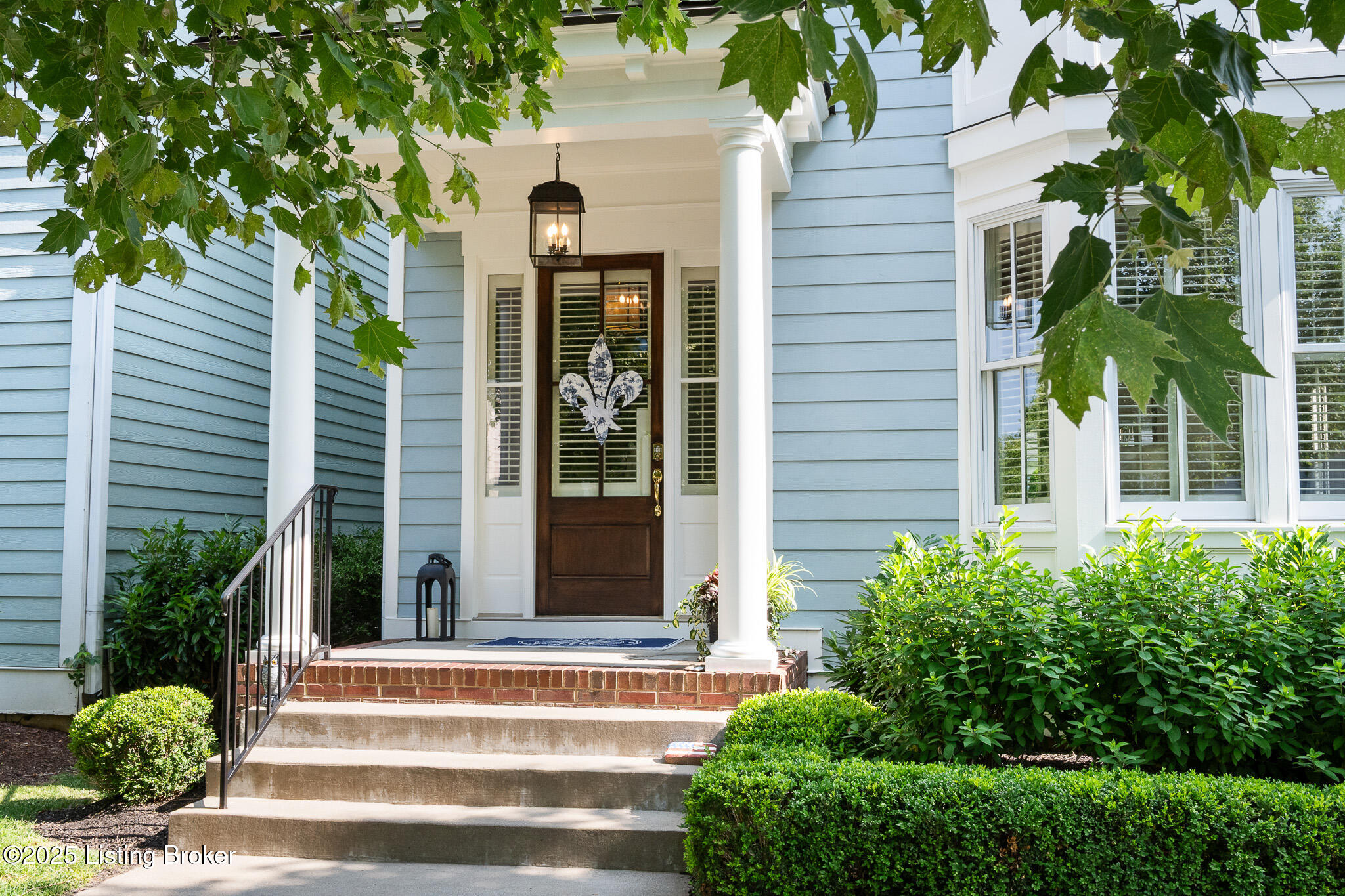 8804 Featherbell Blvd