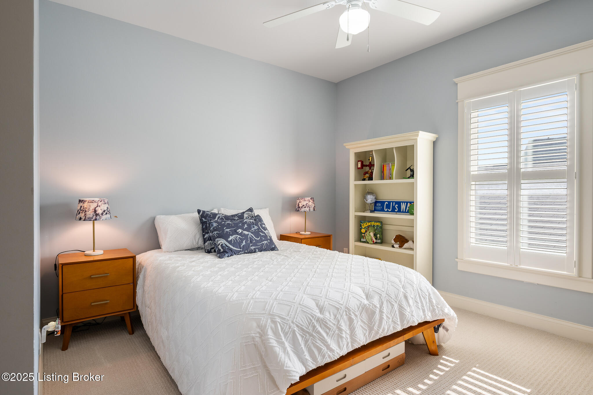 8804 Featherbell Blvd