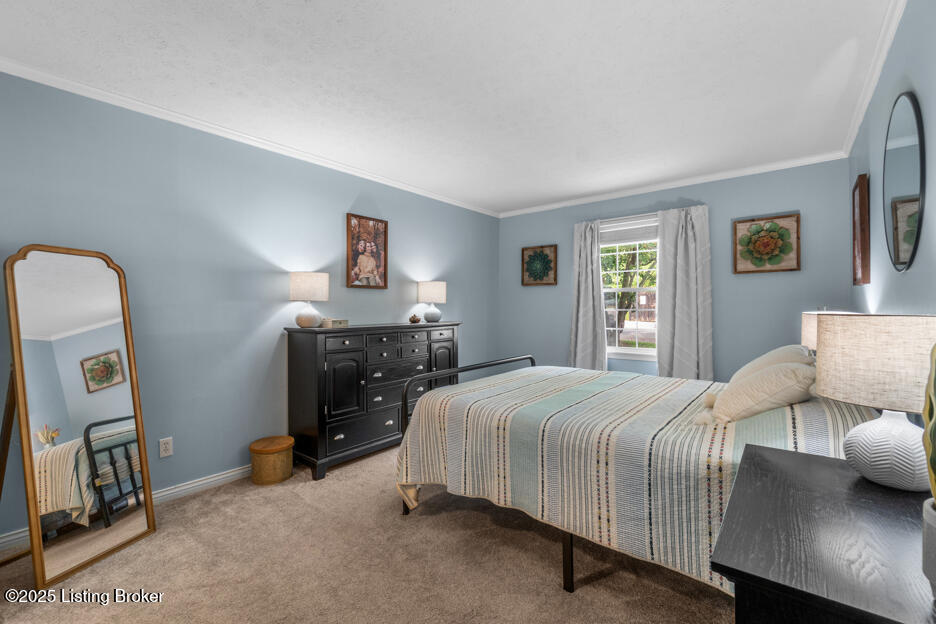 6711 Gunston Ln, H10