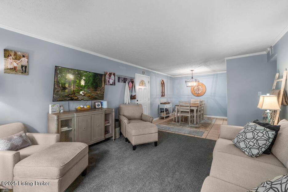 6711 Gunston Ln, H10