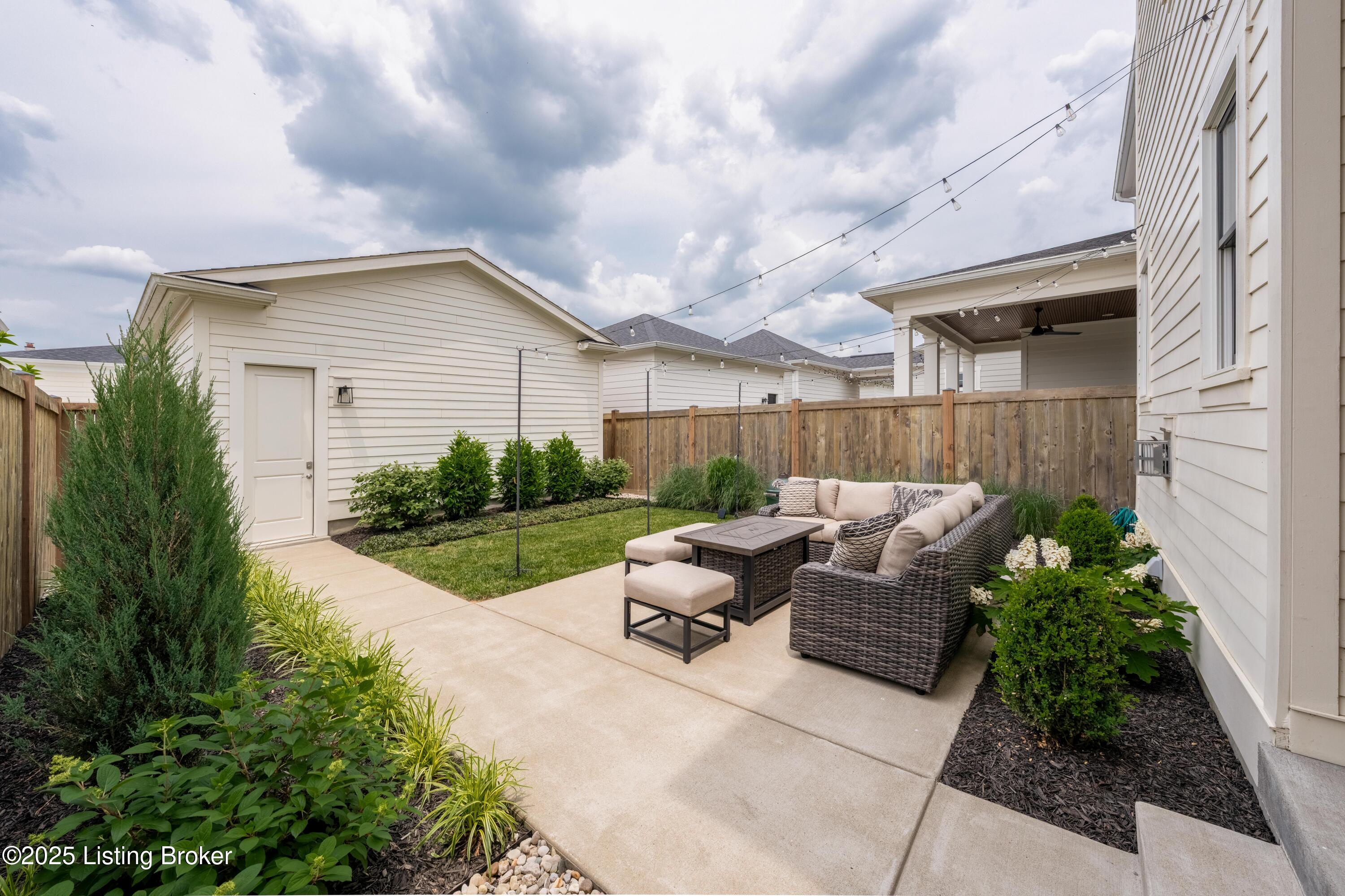 6428 Passionflower Dr