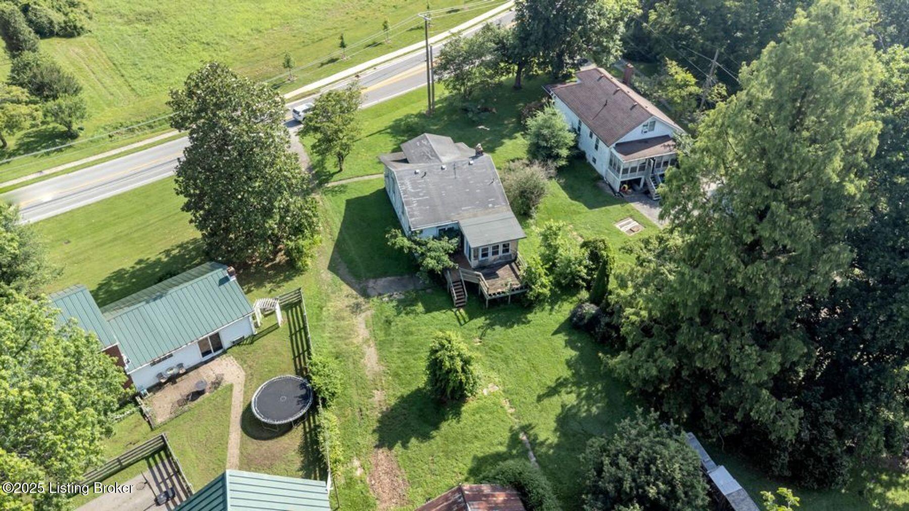 8118 Watterson Trail