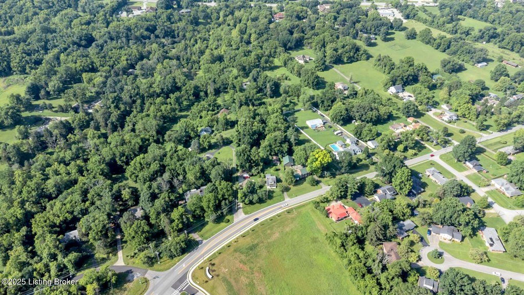 8118 Watterson Trail