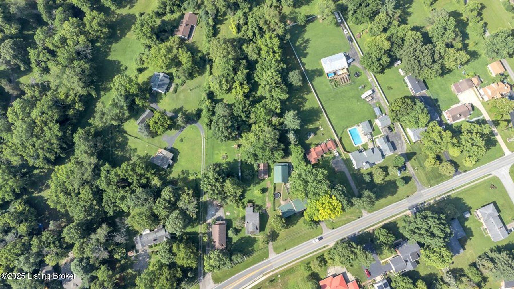 8118 Watterson Trail