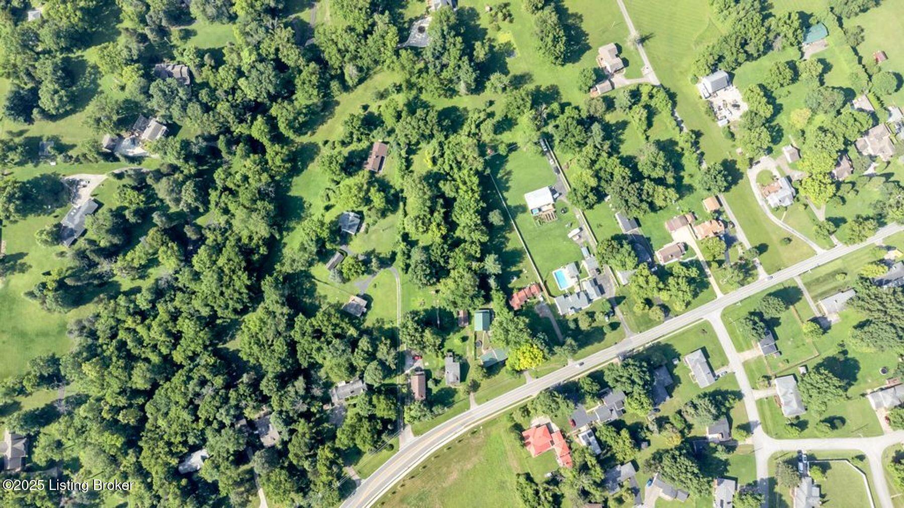 8118 Watterson Trail