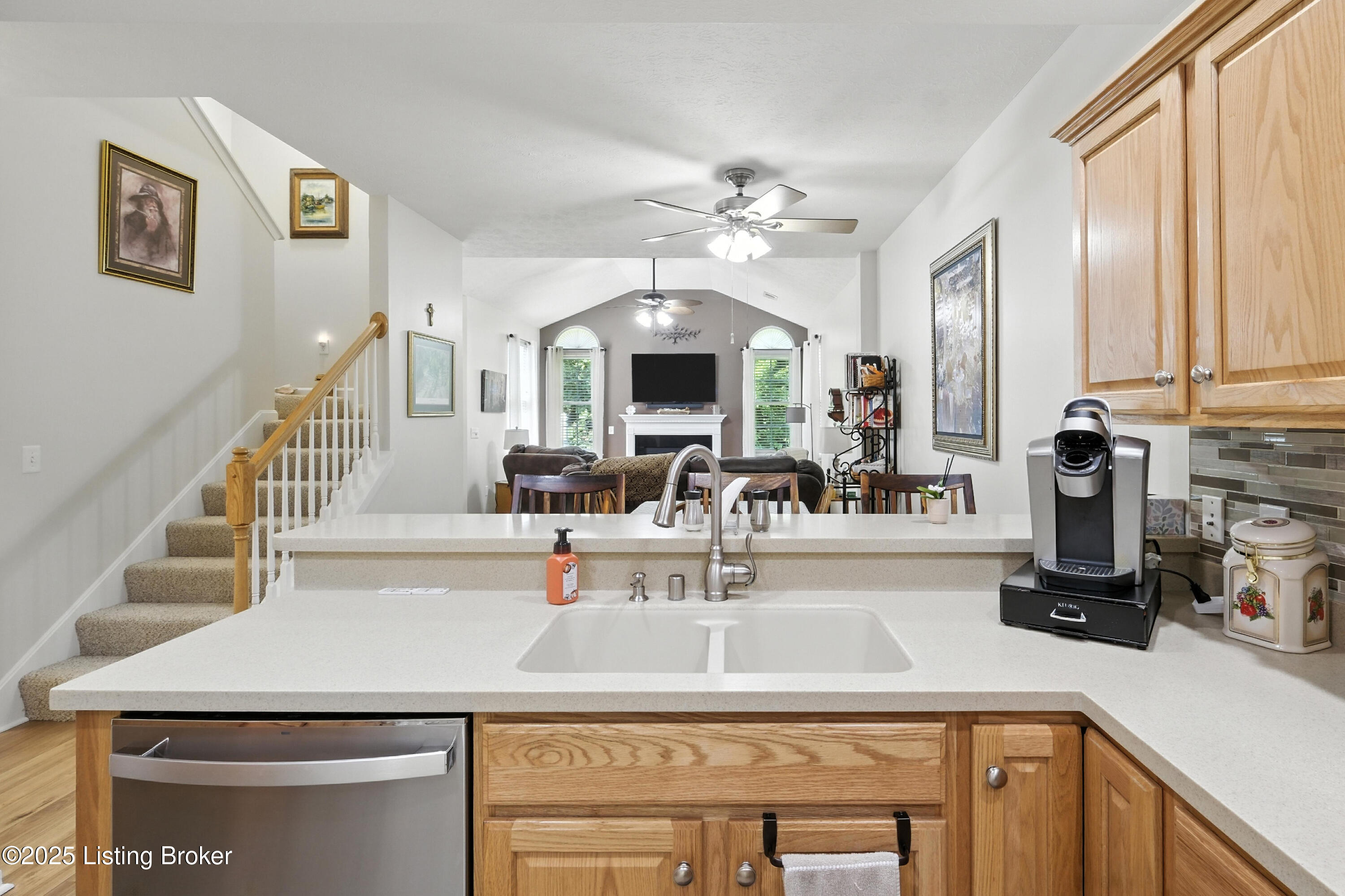 4327 Pinnacle View Pl