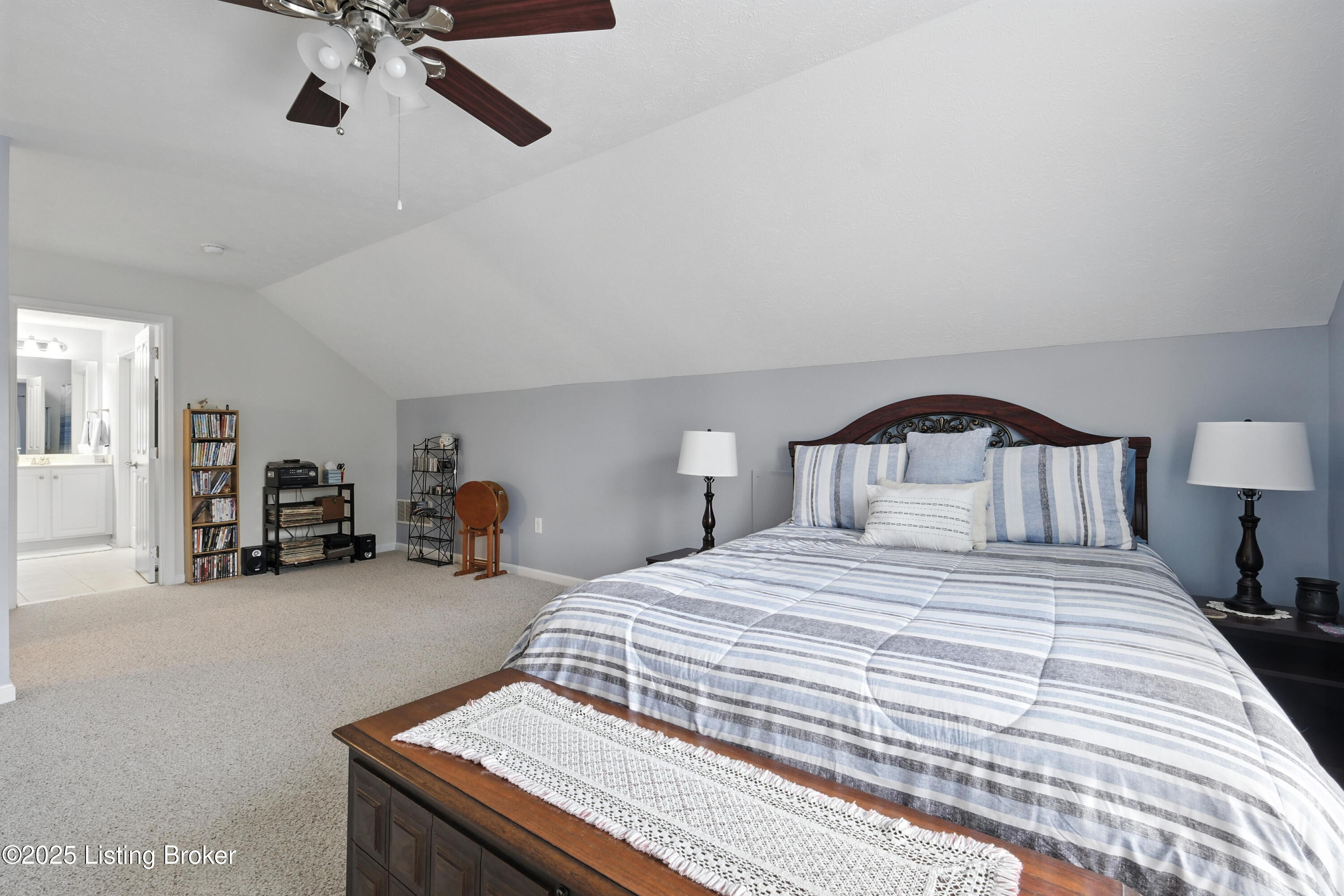 4327 Pinnacle View Pl
