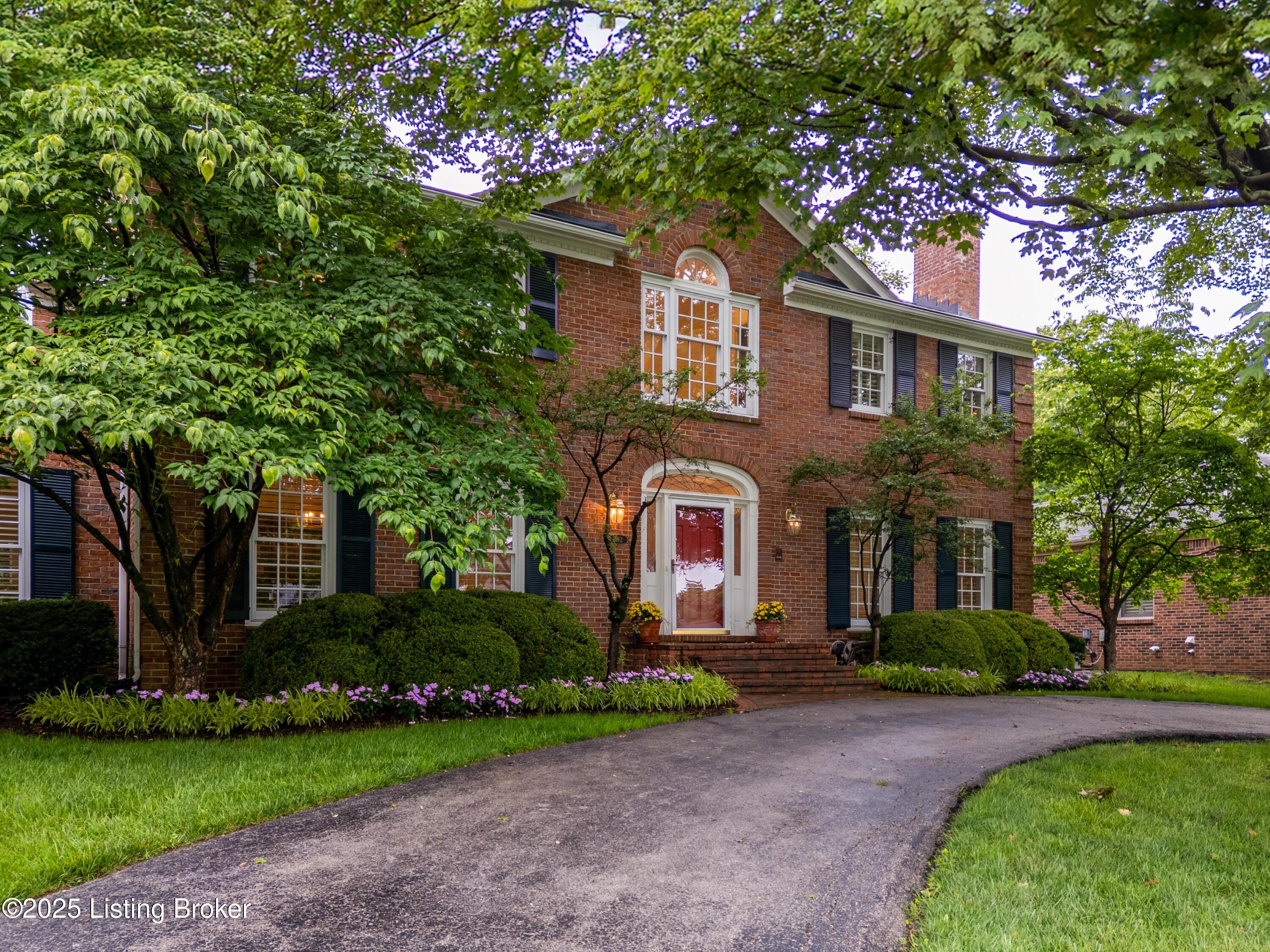 912 Albemarle Ct