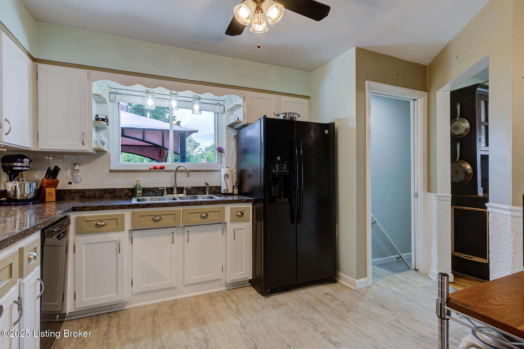 8811 Michael Edward Dr