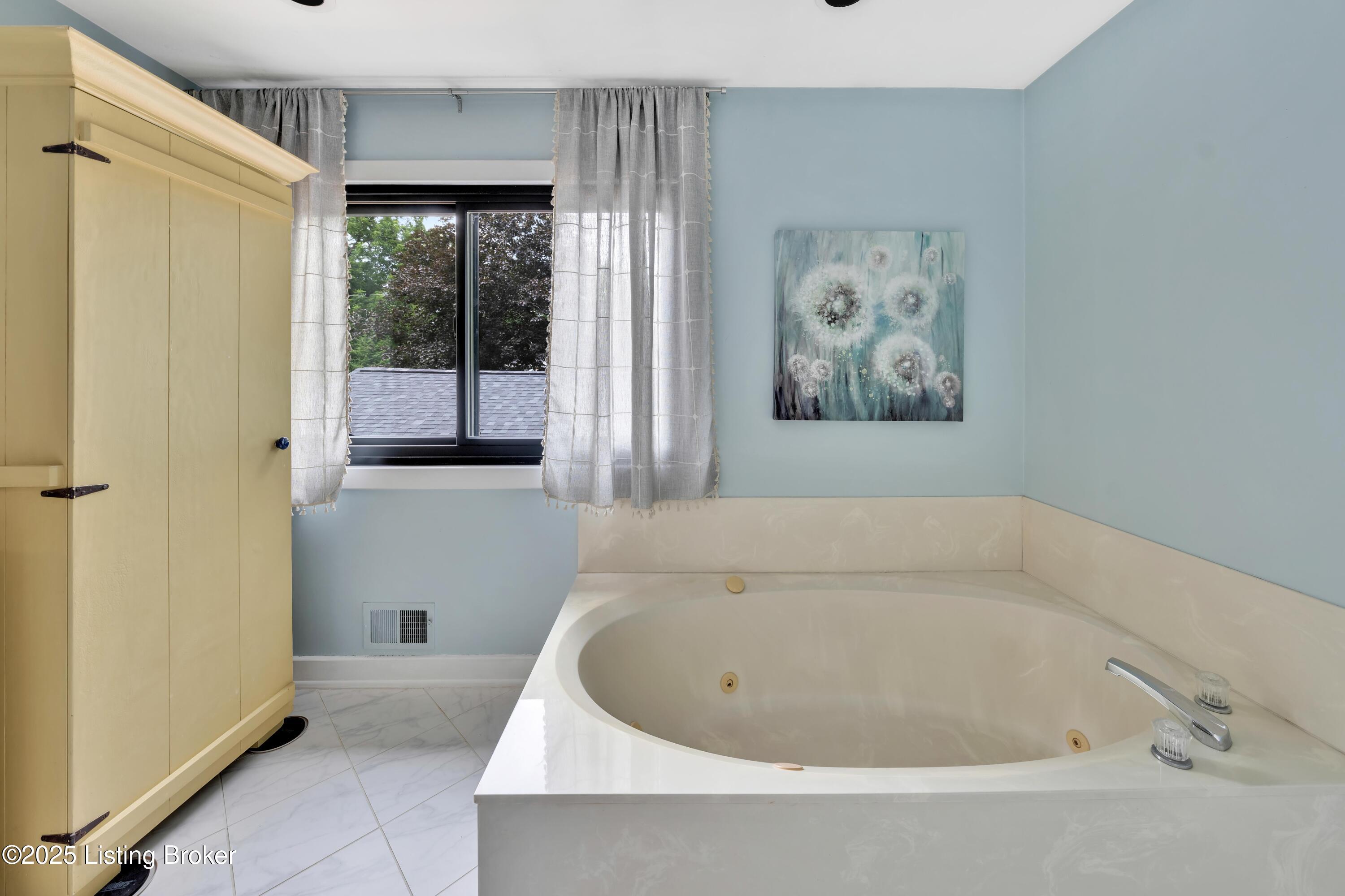 2607 Ballantrae Cir