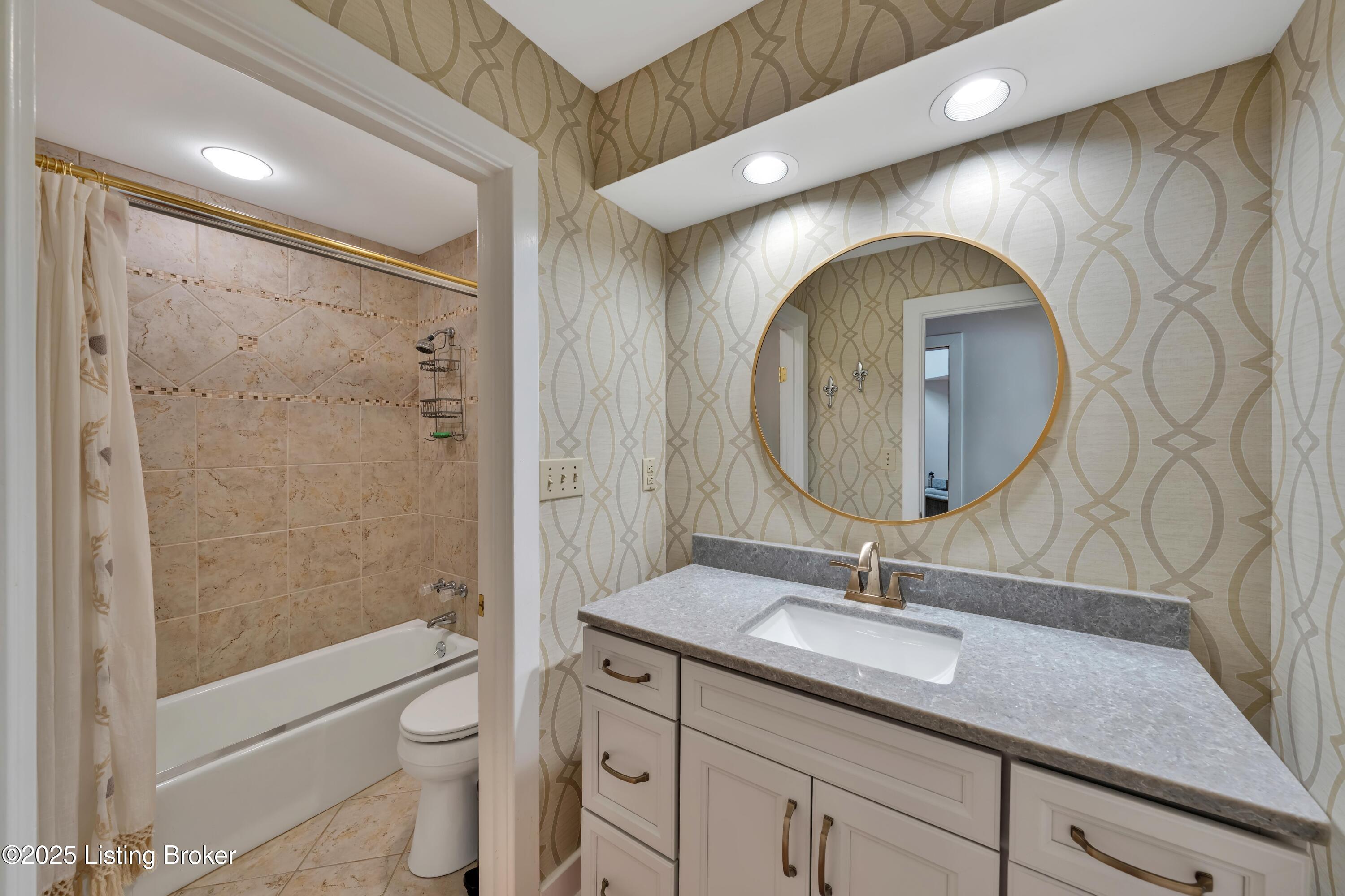 2607 Ballantrae Cir